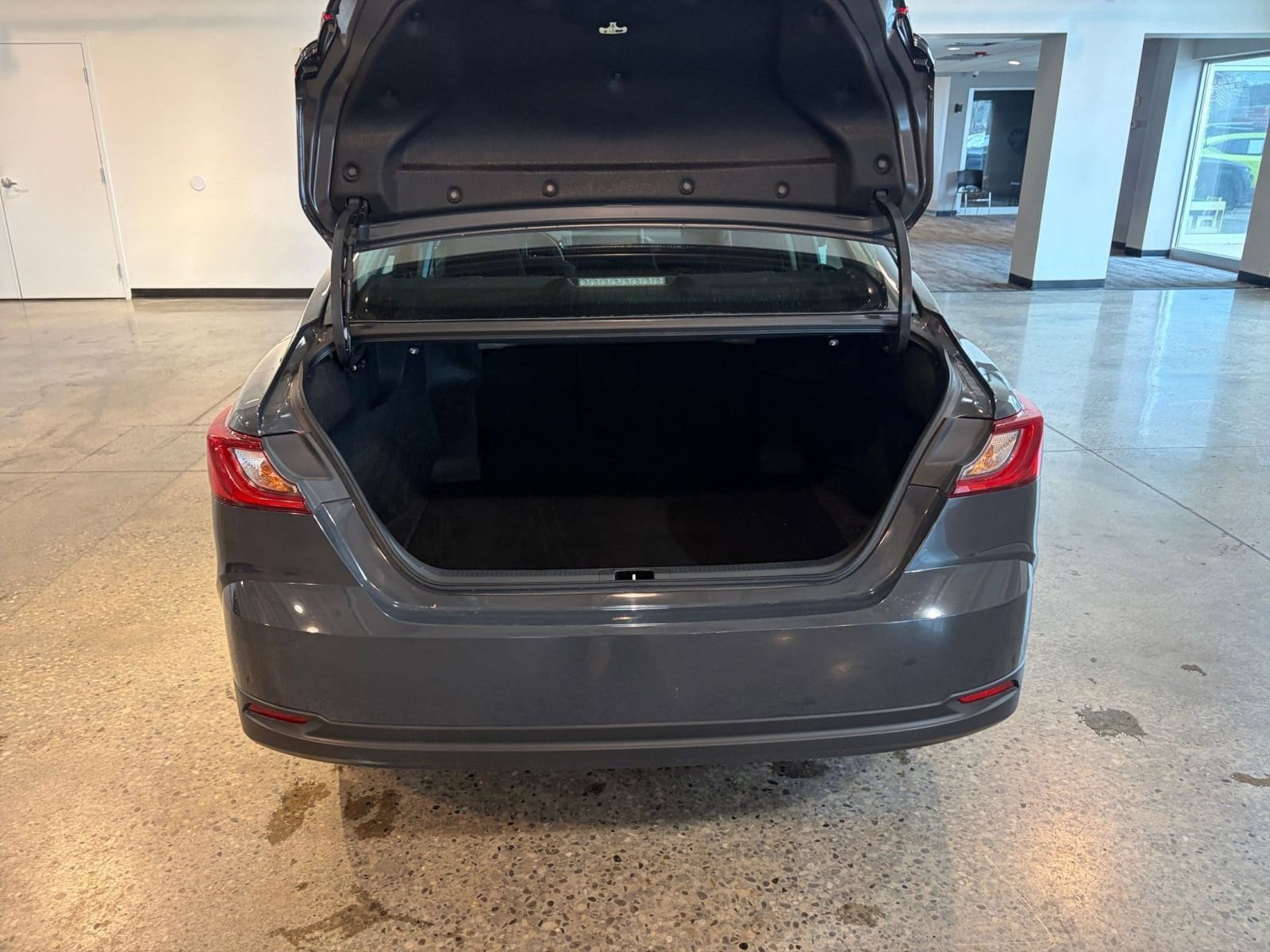 Thumbnail: 2025 Toyota Camry - 30