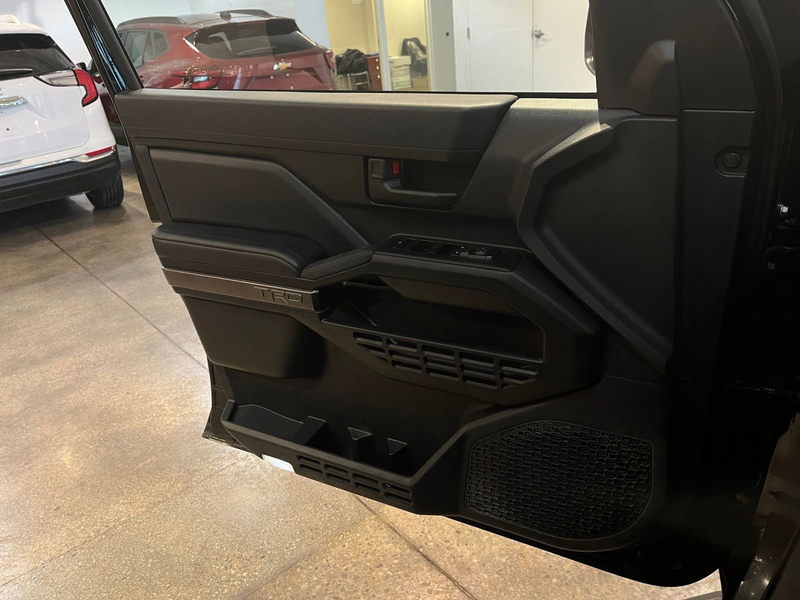 Thumbnail: 2025 Toyota 4Runner - 18