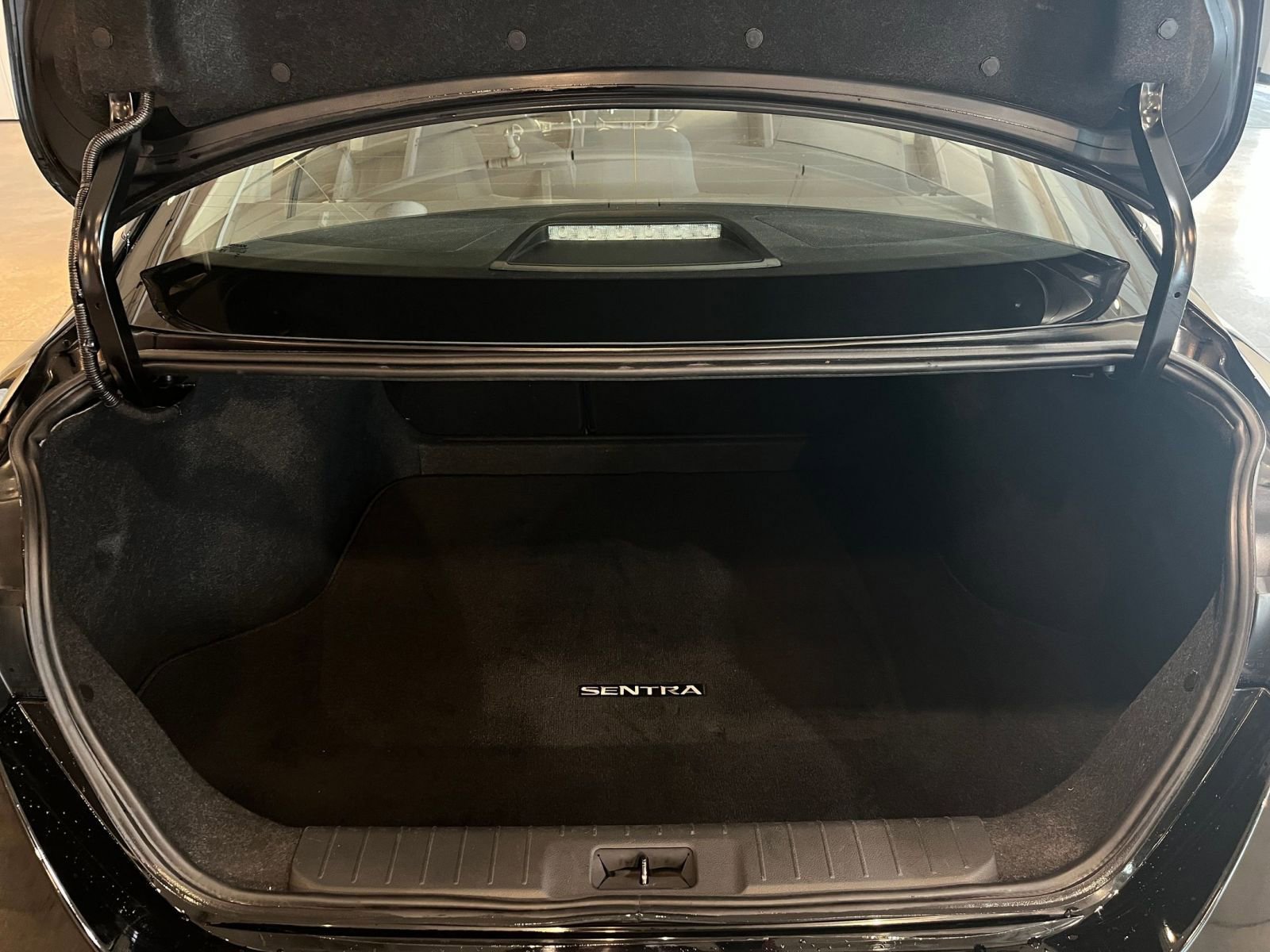 Thumbnail: 2025 Nissan Sentra - 30