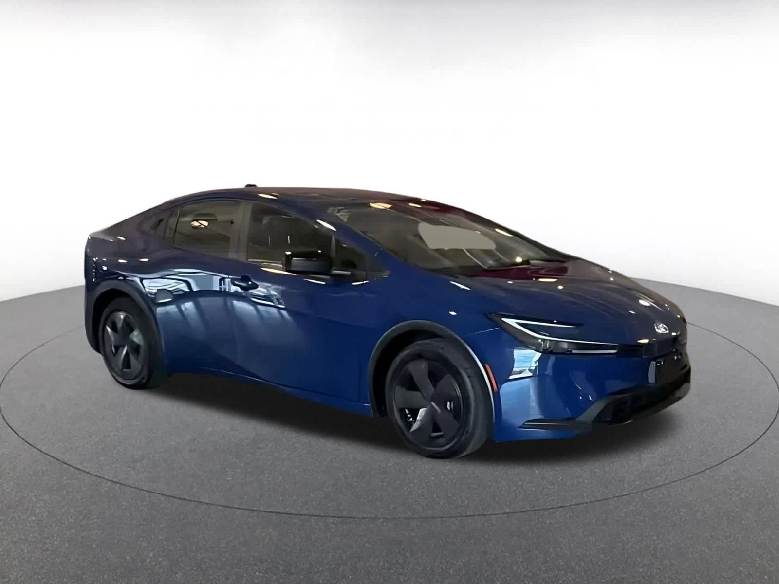 Thumbnail: 2025 Toyota Prius - 2