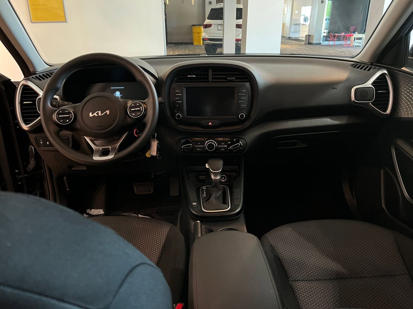 Thumbnail: 2025 Kia Soul - 32