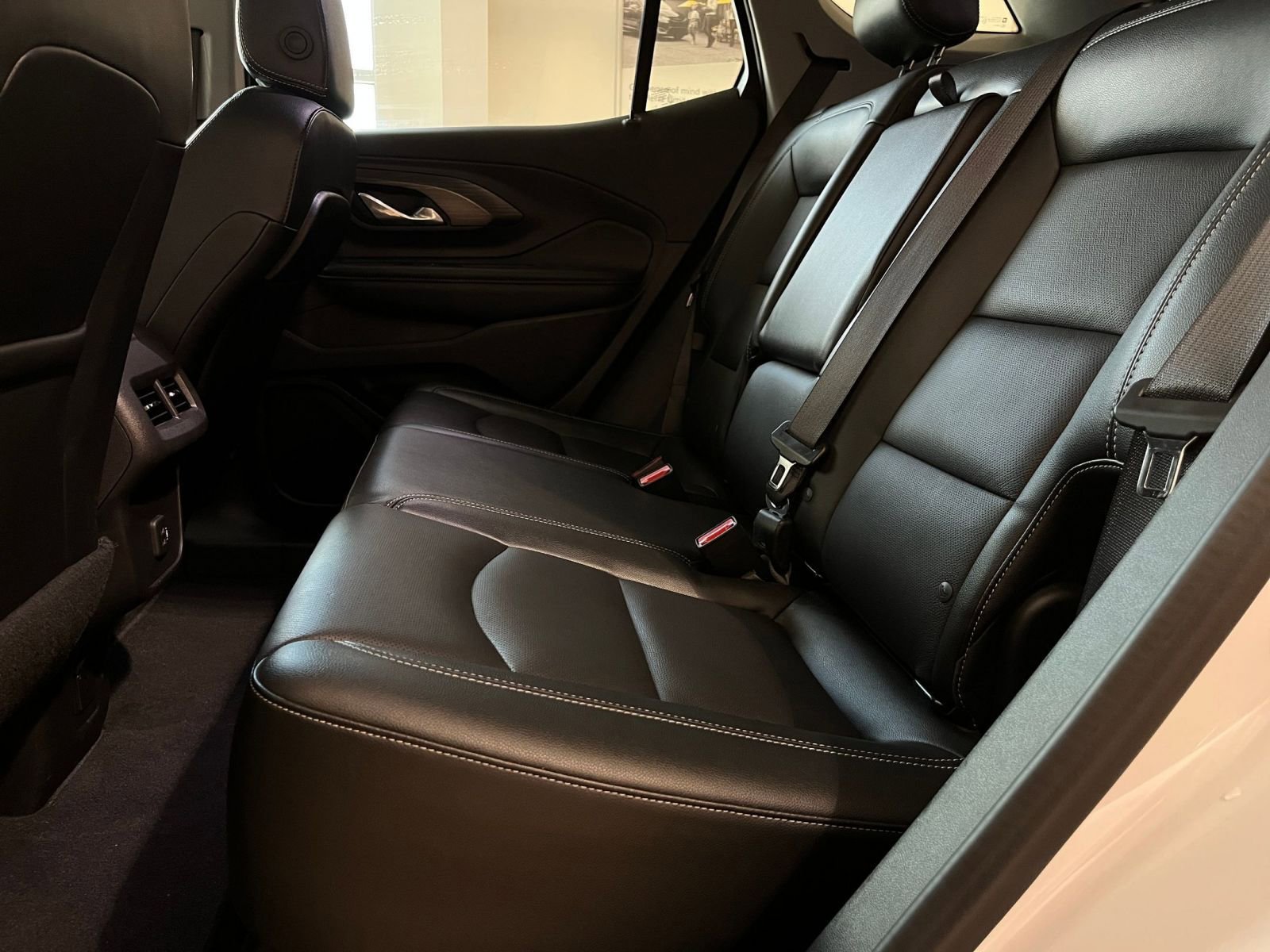Thumbnail: 2024 GMC Terrain - 25
