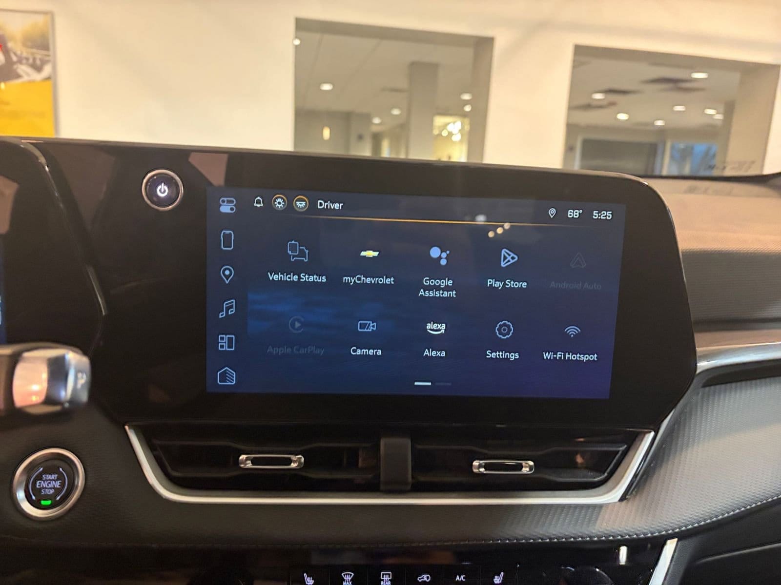 Thumbnail: 2025 Chevrolet Equinox - 21