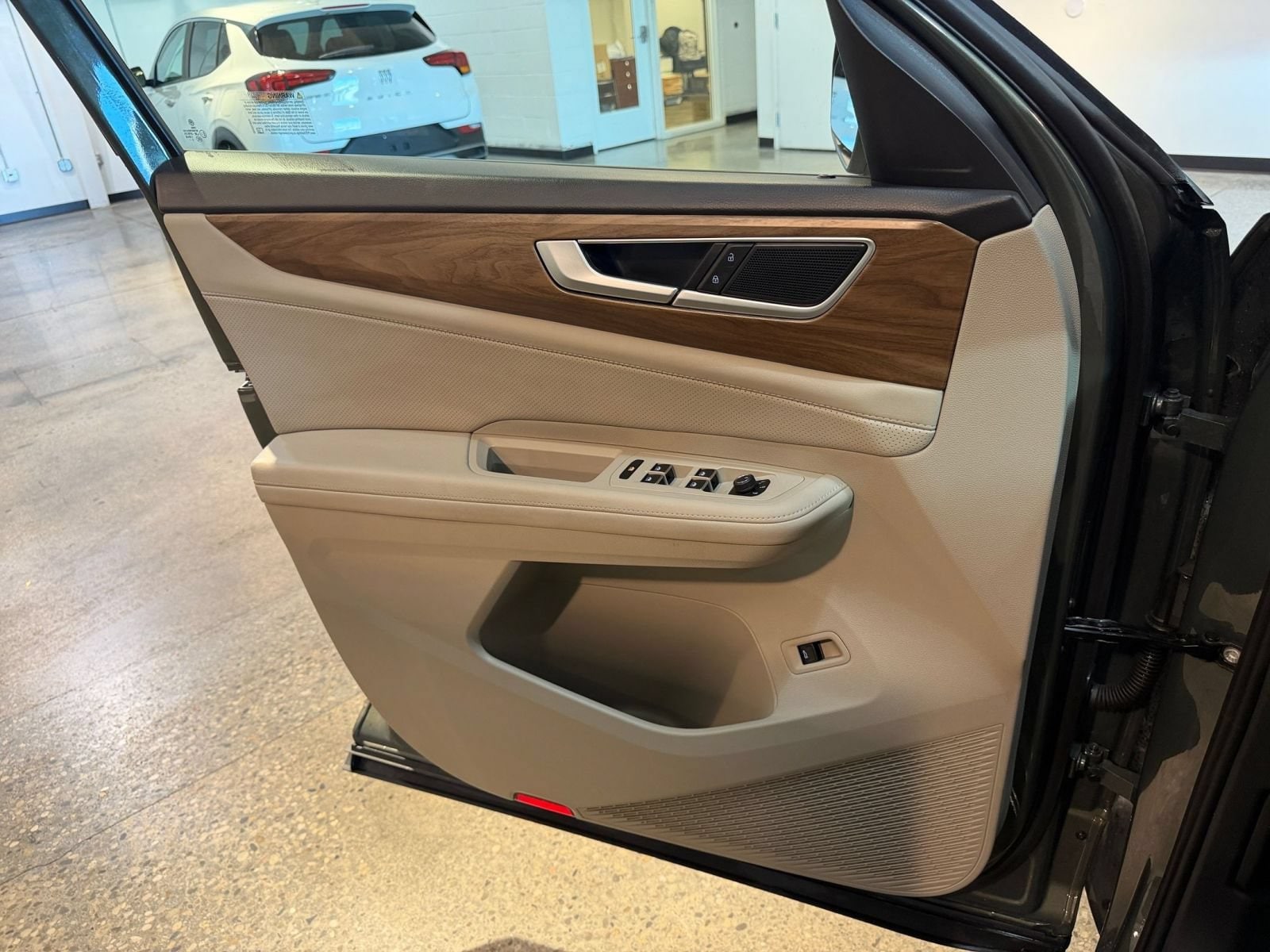 Thumbnail: 2026 Volkswagen Atlas - 18