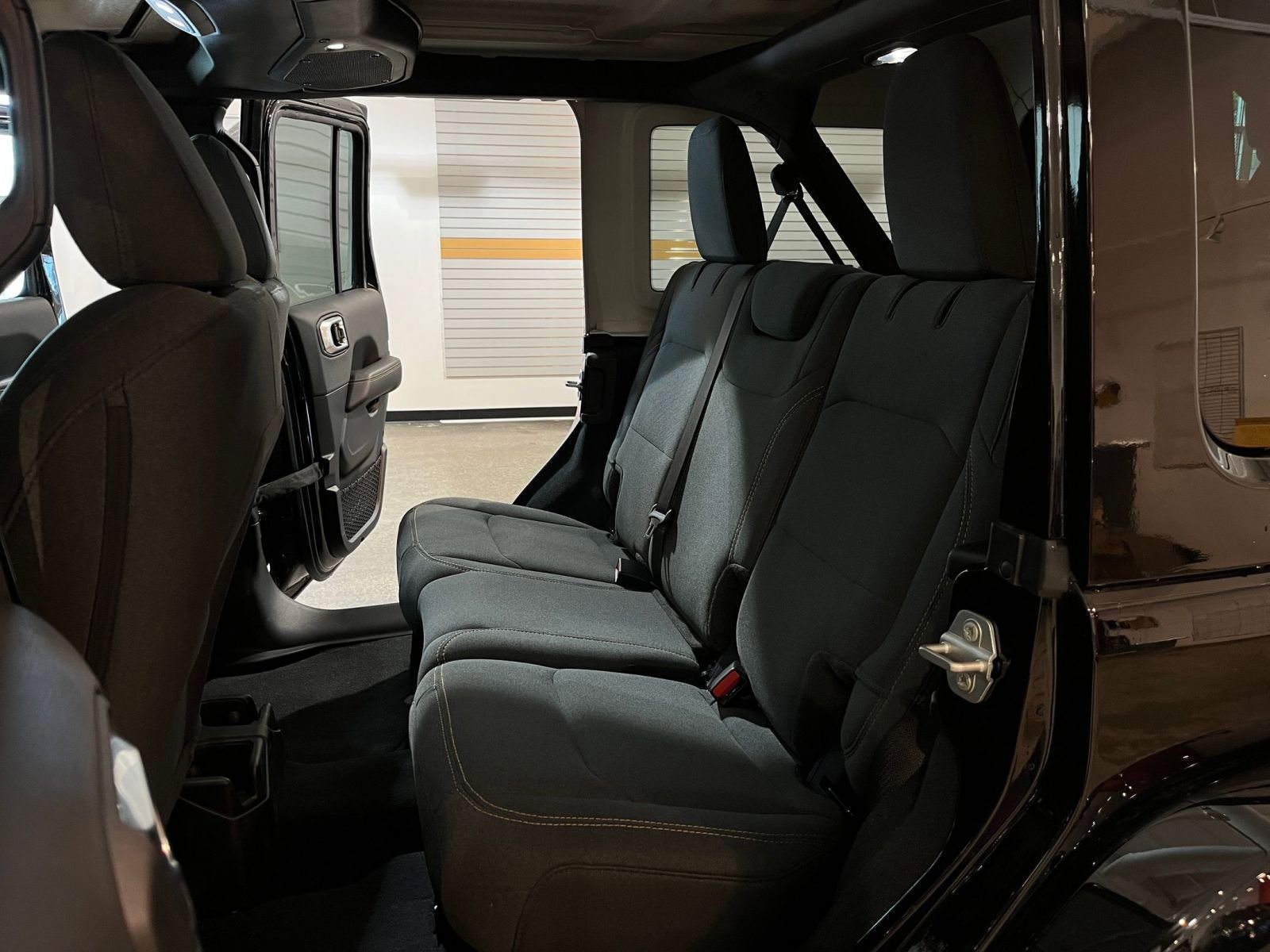 Thumbnail: 2025 Jeep Wrangler - 25