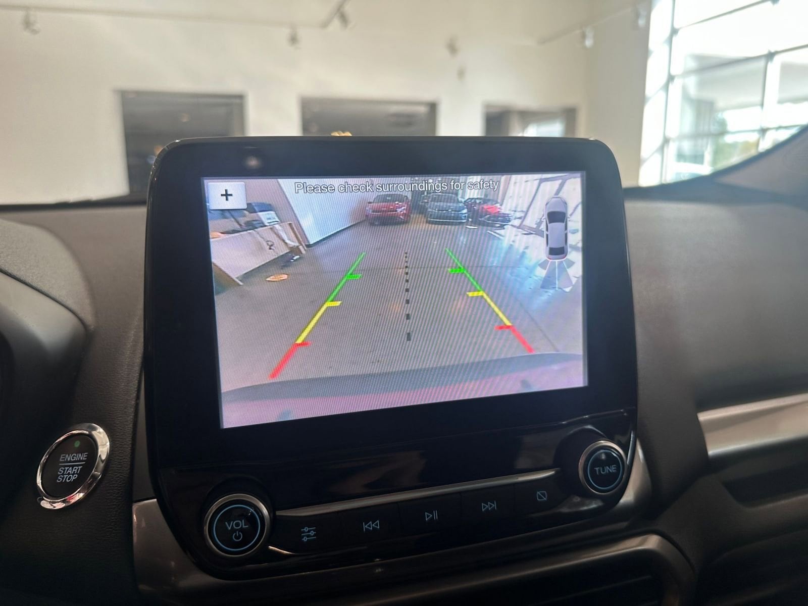 Thumbnail: 2019 Ford EcoSport - 17