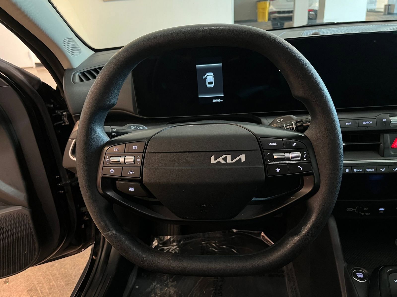 Thumbnail: 2025 Kia K4 - 28