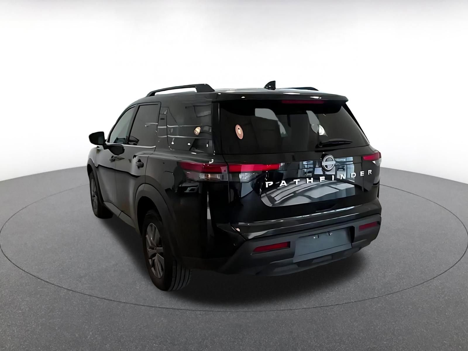 Thumbnail: 2025 Nissan Pathfinder - 10
