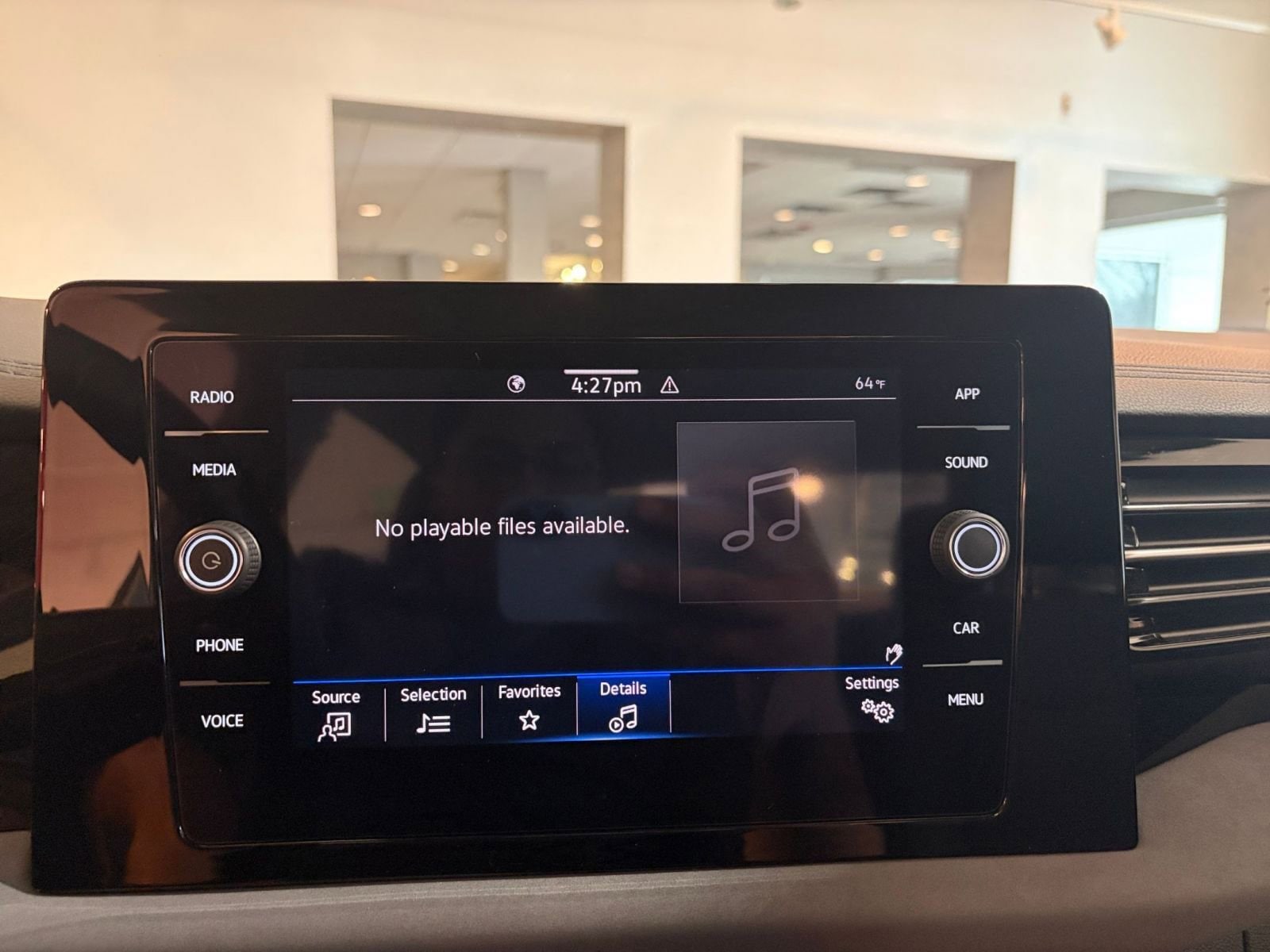 Thumbnail: 2025 Volkswagen Jetta - 21