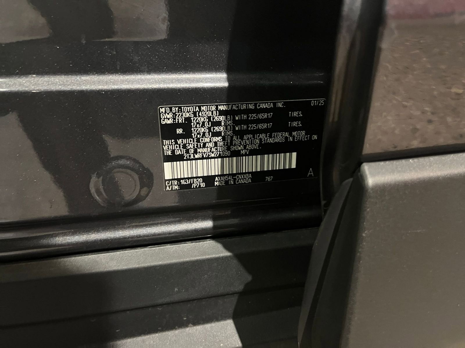 Thumbnail: 2025 Toyota RAV4 - 28