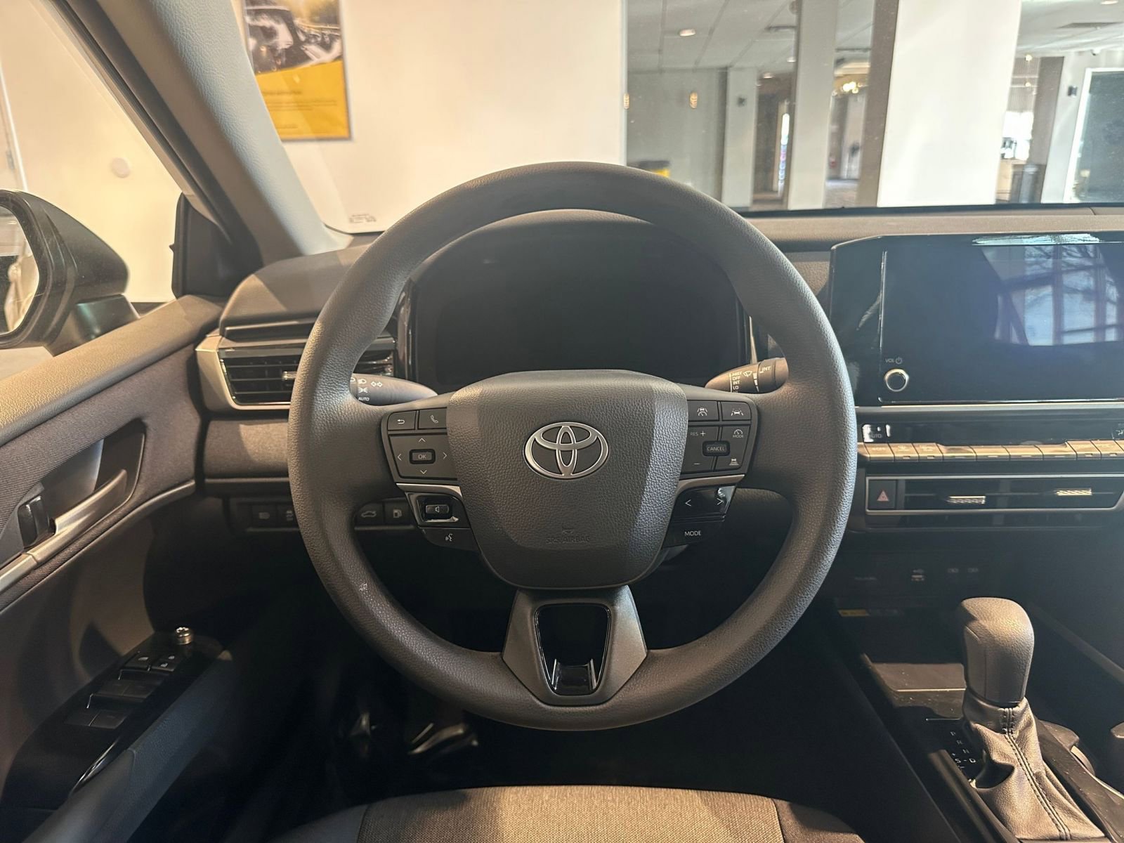 Thumbnail: 2025 Toyota Camry - 28