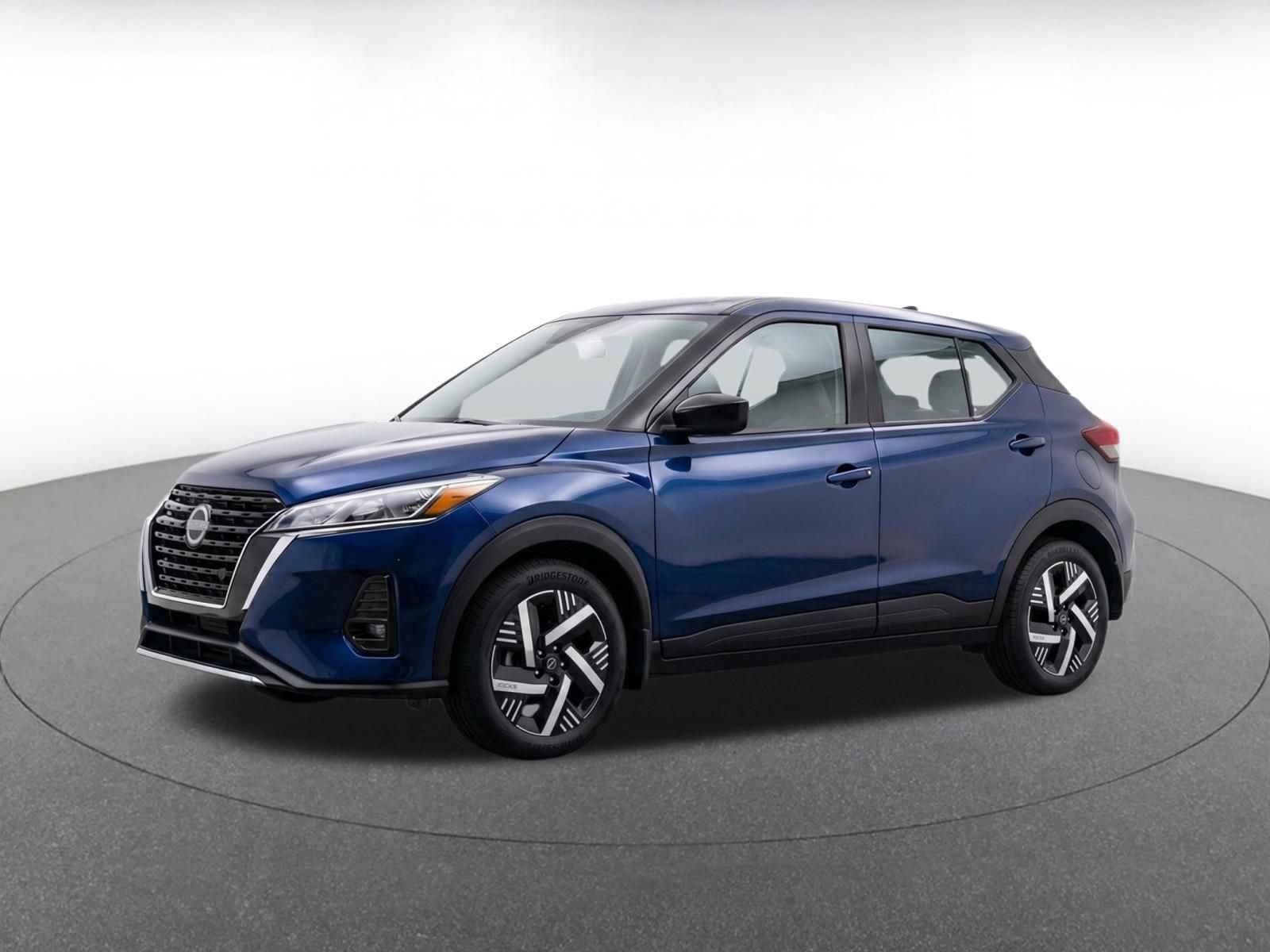 Thumbnail: 2026 Nissan Kicks - 3