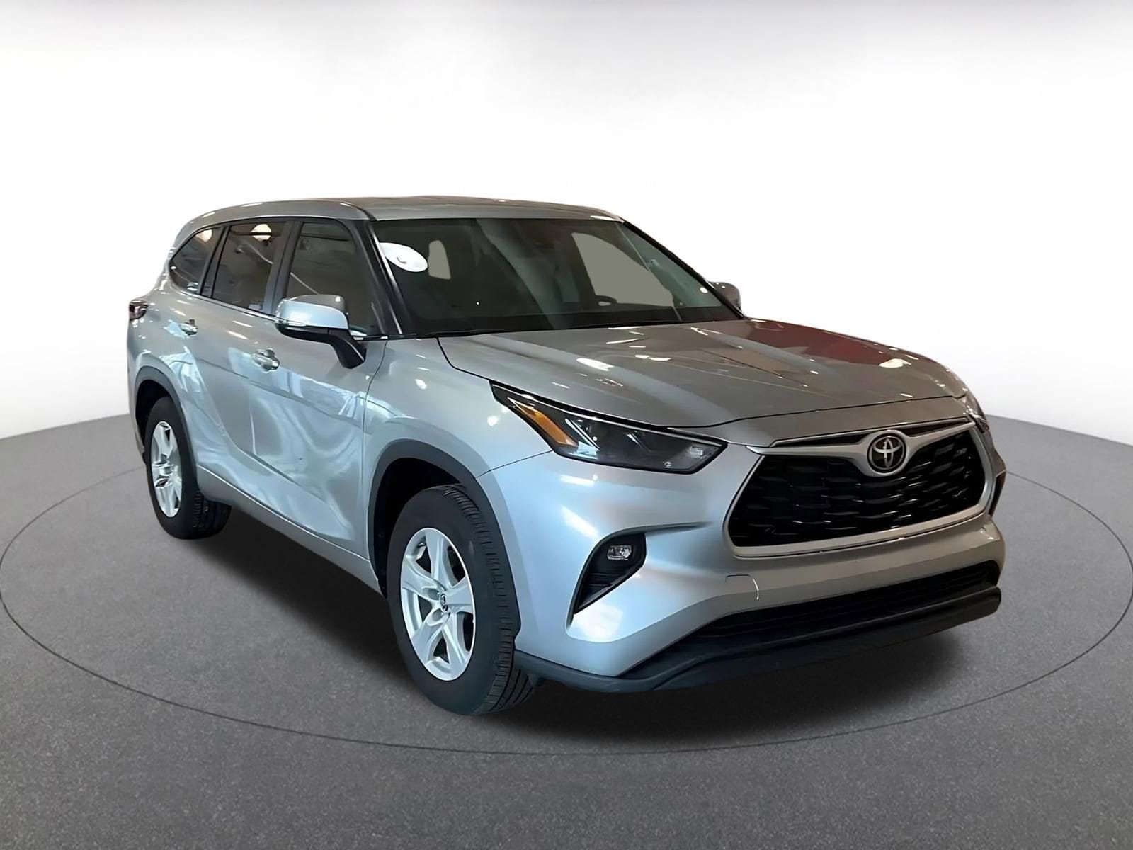 Thumbnail: 2025 Toyota Highlander - 3