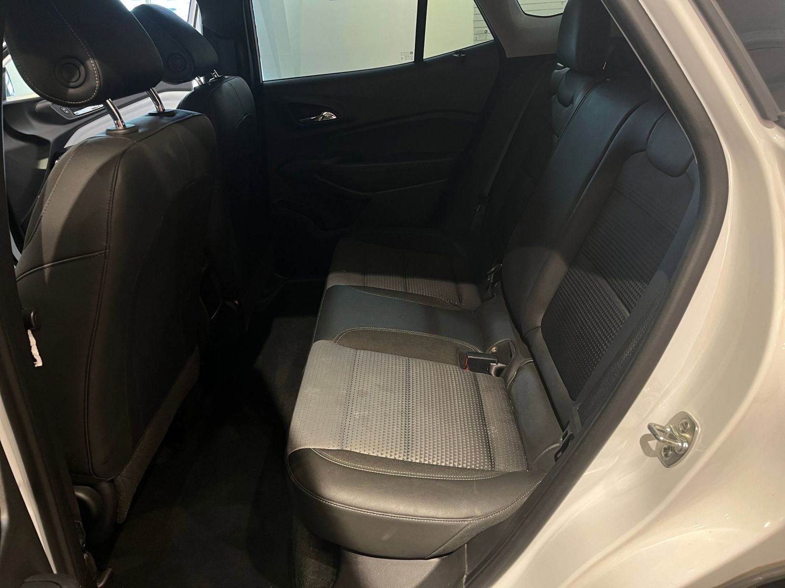 Thumbnail: 2025 Chevrolet Trax - 25