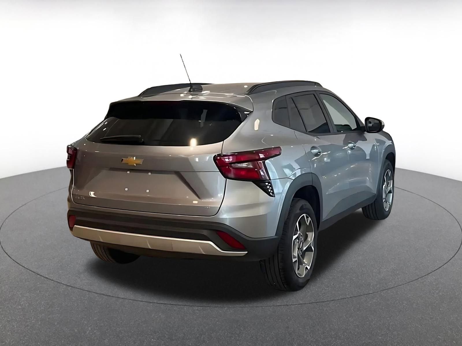 Thumbnail: 2025 Chevrolet Trax - 14