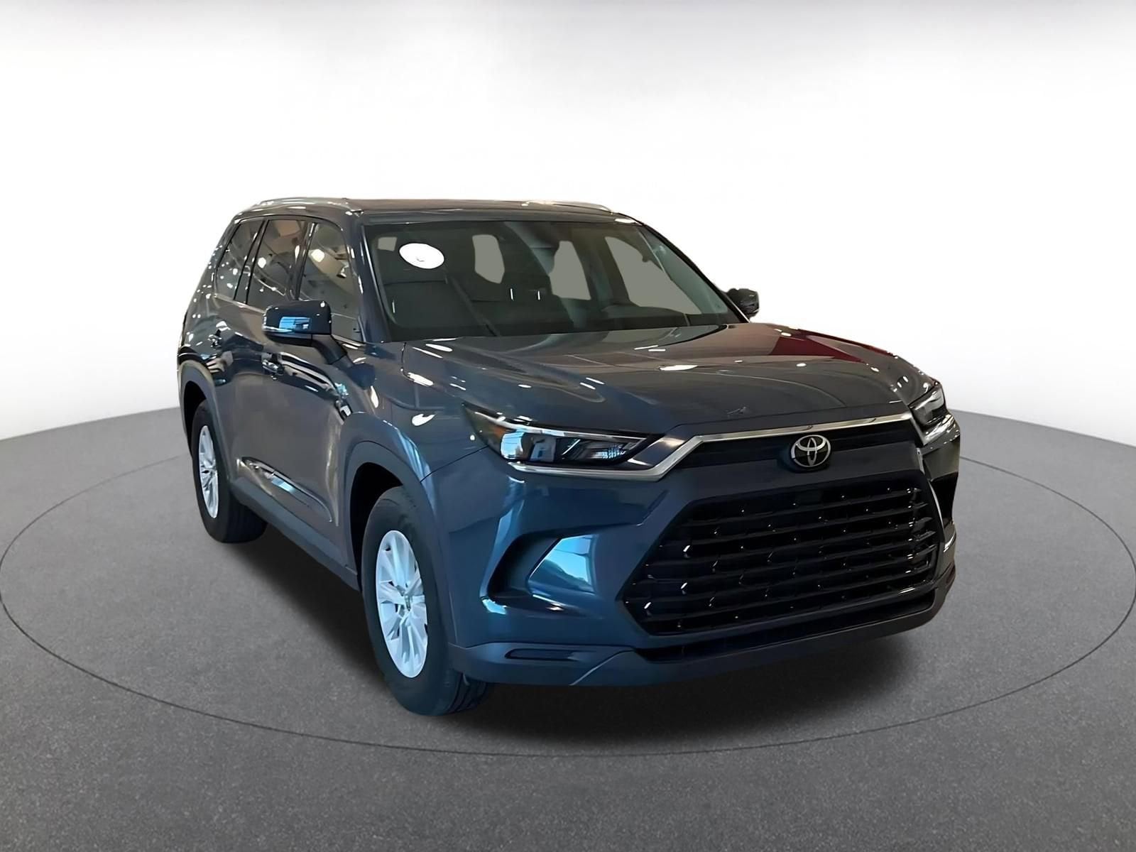 Thumbnail: 2025 Toyota Grand Highlander - 3
