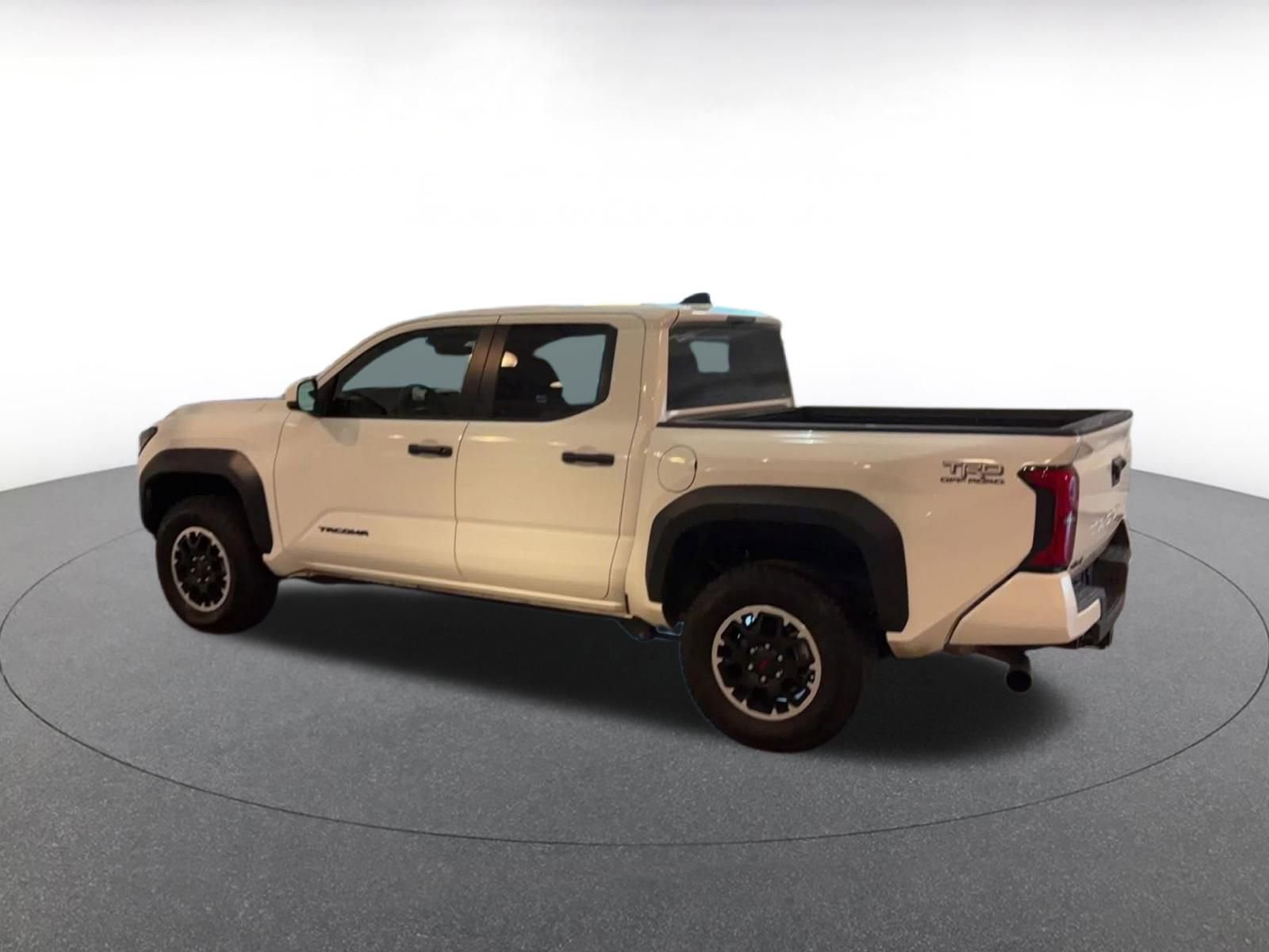 Thumbnail: 2025 Toyota Tacoma - 10