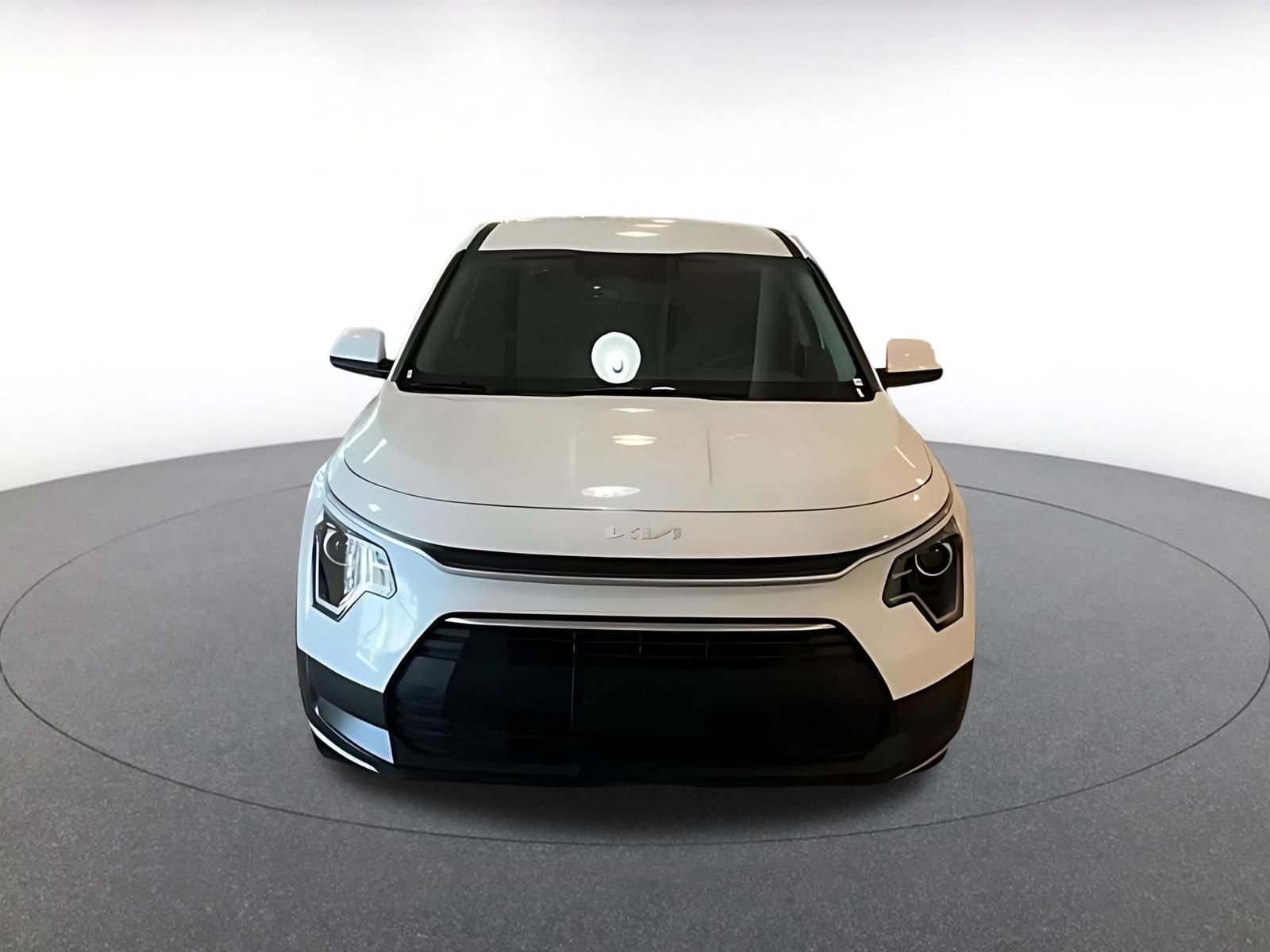 Thumbnail: 2026 Kia Niro - 3