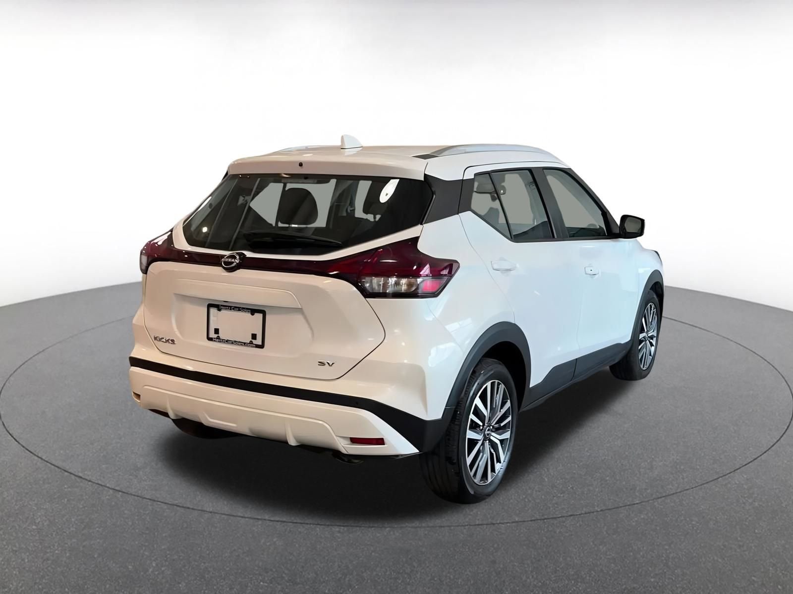Thumbnail: 2024 Nissan Kicks - 14