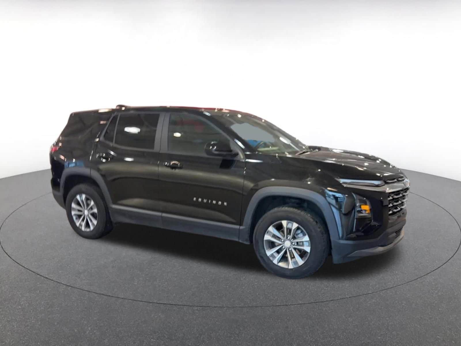 Thumbnail: 2025 Chevrolet Equinox - 2