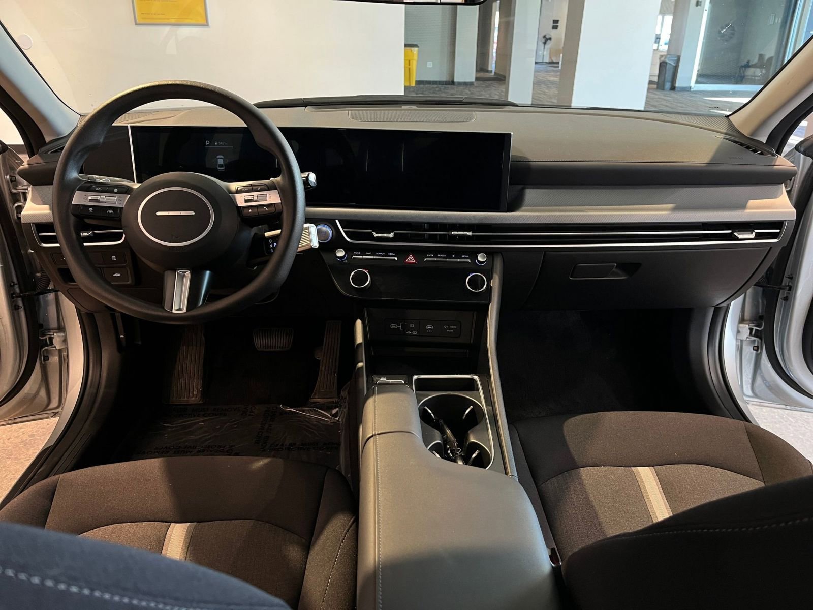 Thumbnail: 2025 Hyundai Sonata - 33