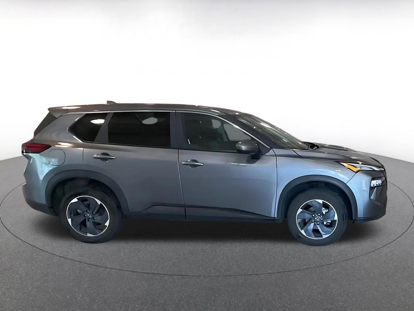 Thumbnail: 2025 Nissan Rogue - 15