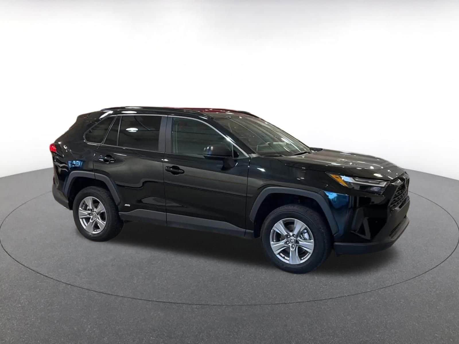 Thumbnail: 2025 Toyota RAV4 - 2