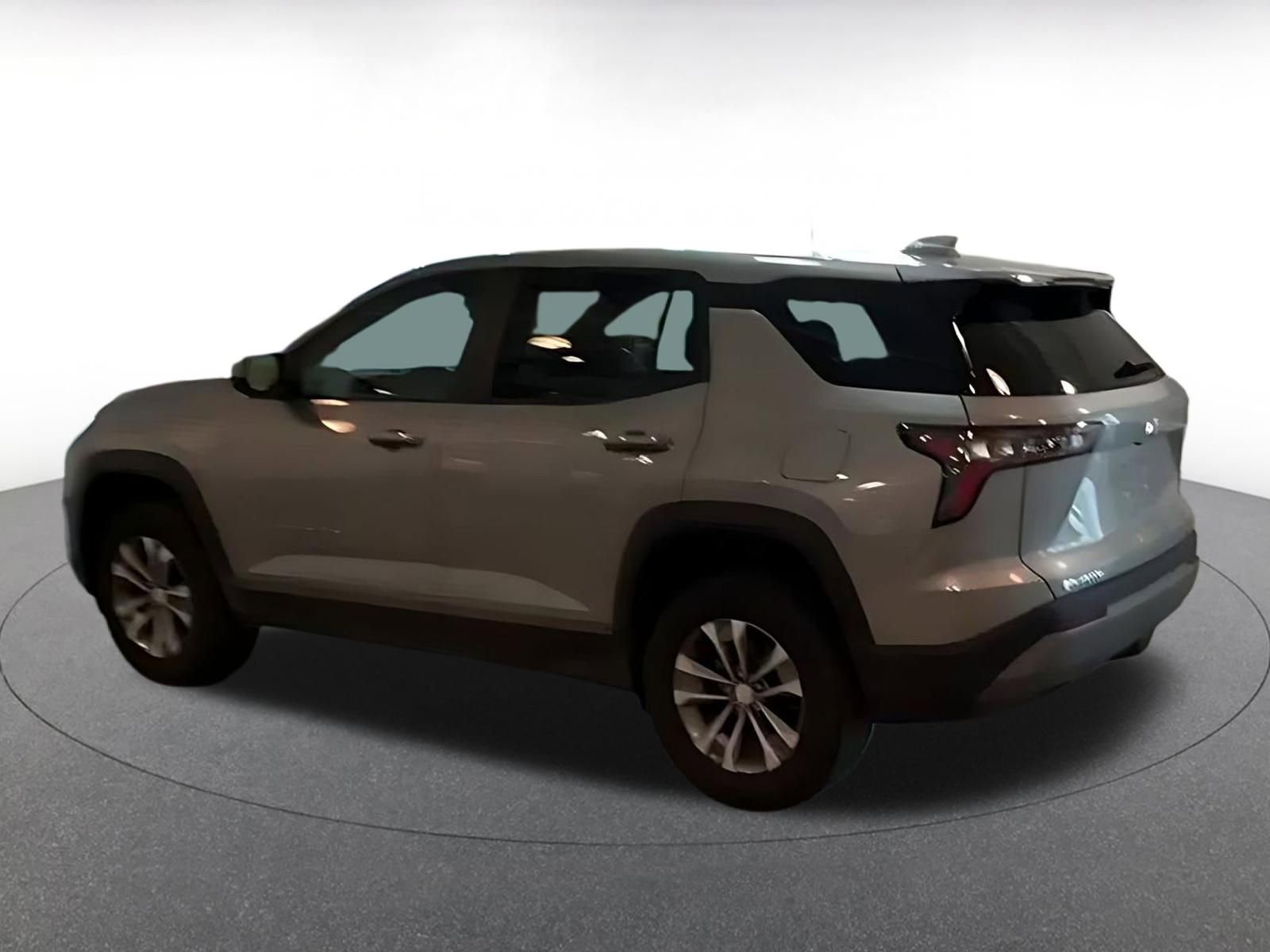 Thumbnail: 2025 Chevrolet Equinox - 10