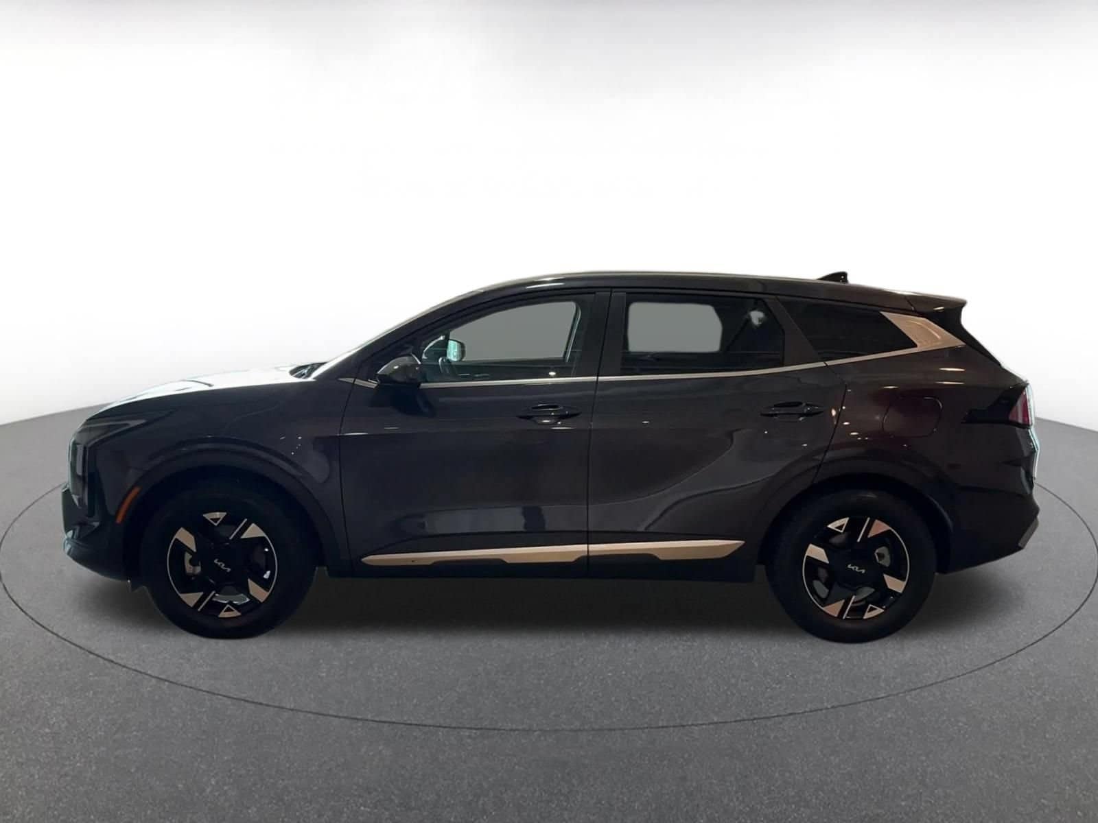 Thumbnail: 2026 Kia Sportage - 8