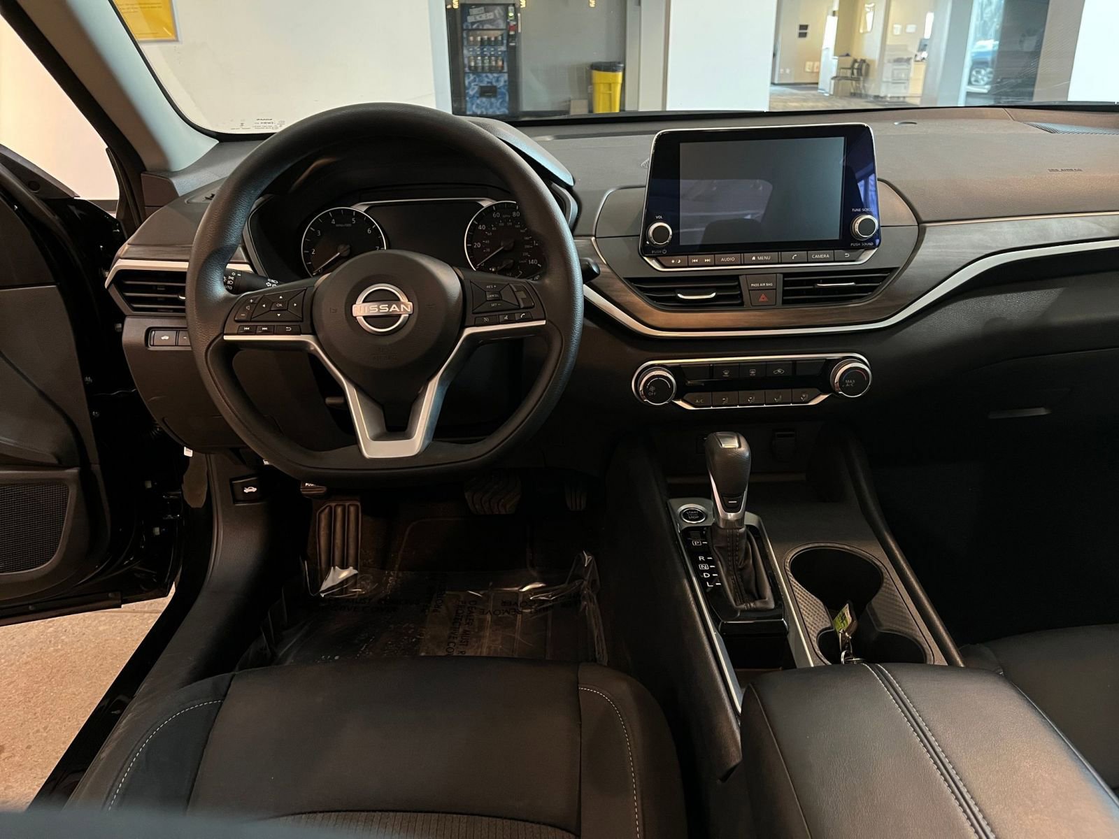 Thumbnail: 2025 Nissan Altima - 33