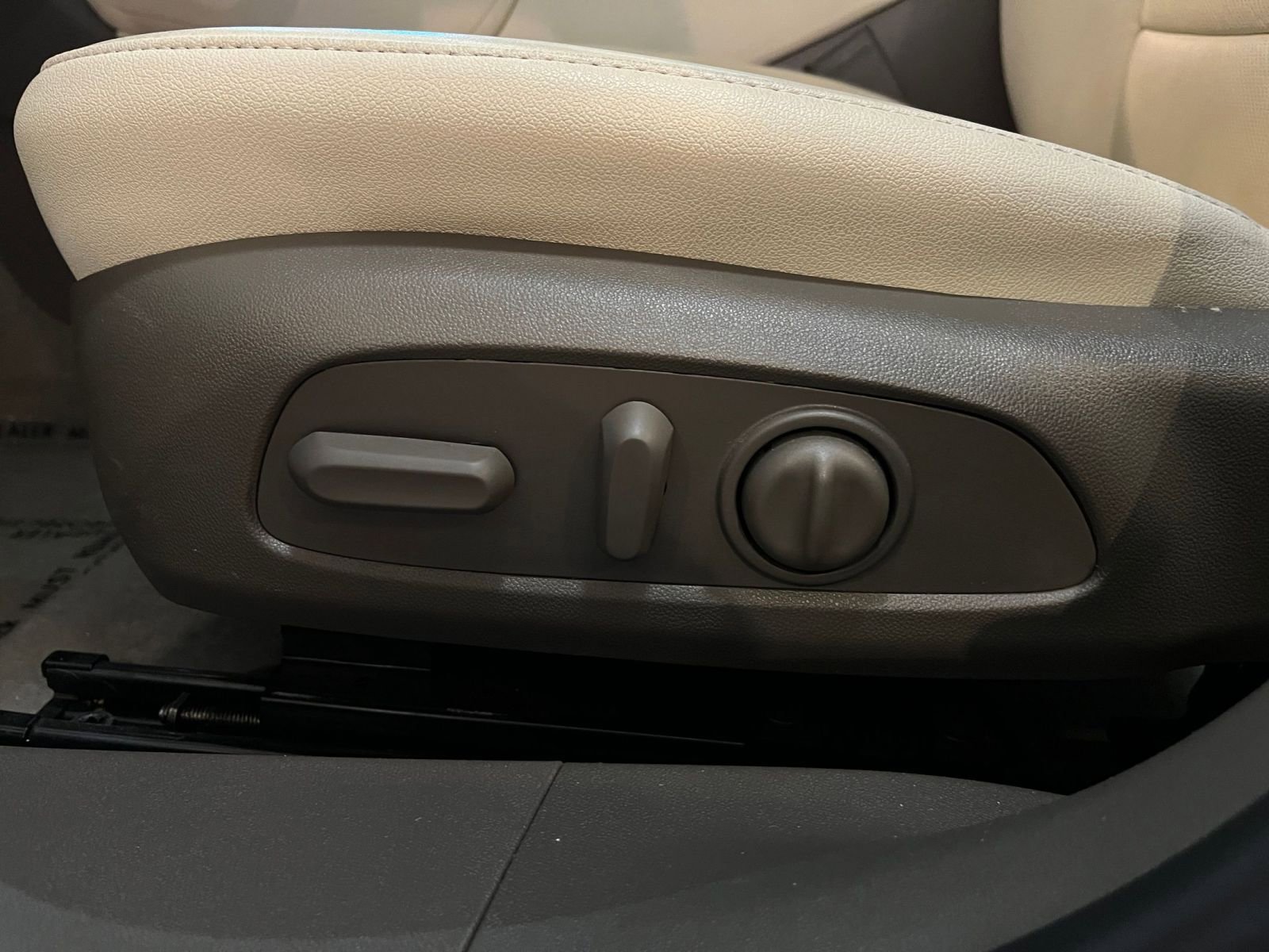 Thumbnail: 2024 Chevrolet Malibu - 23