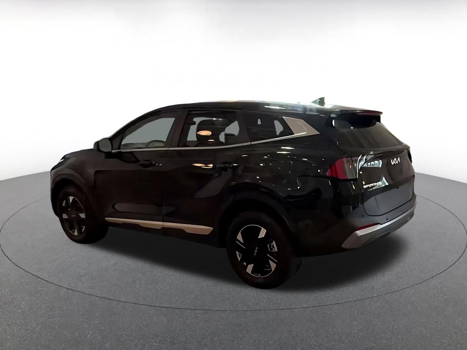 Thumbnail: 2026 Kia Sportage - 9