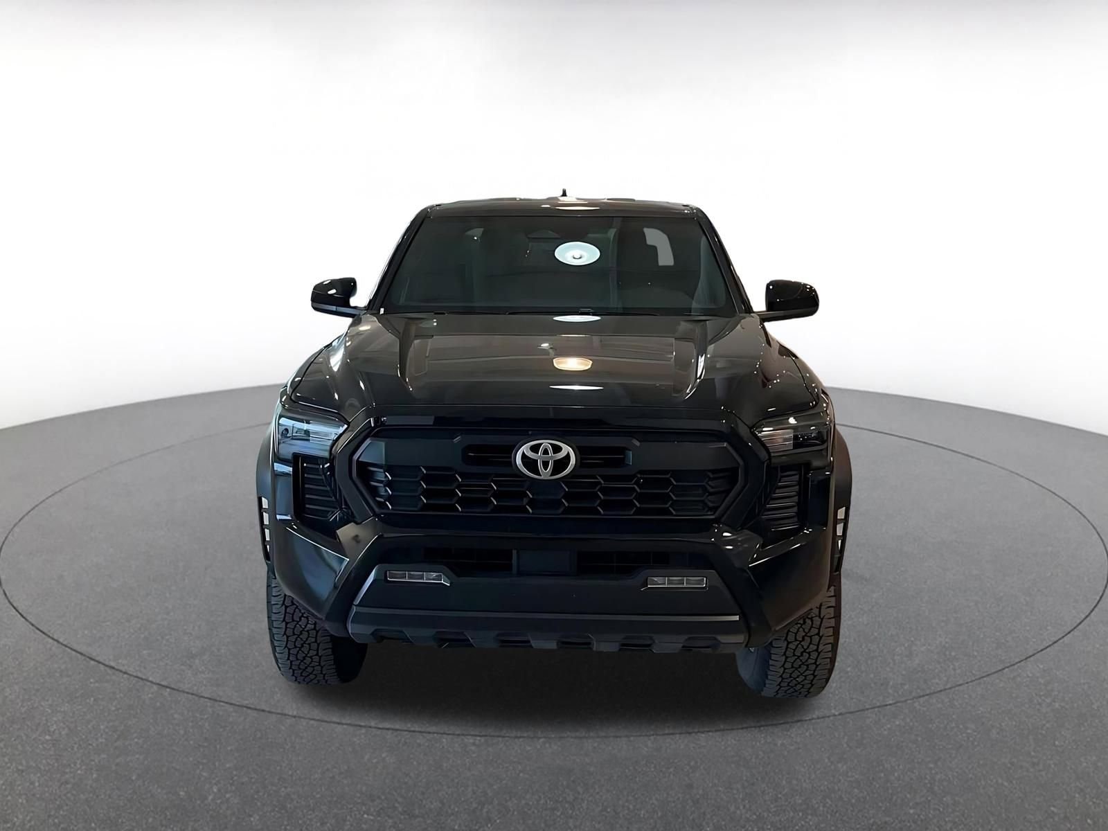 Thumbnail: 2025 Toyota Tacoma - 4