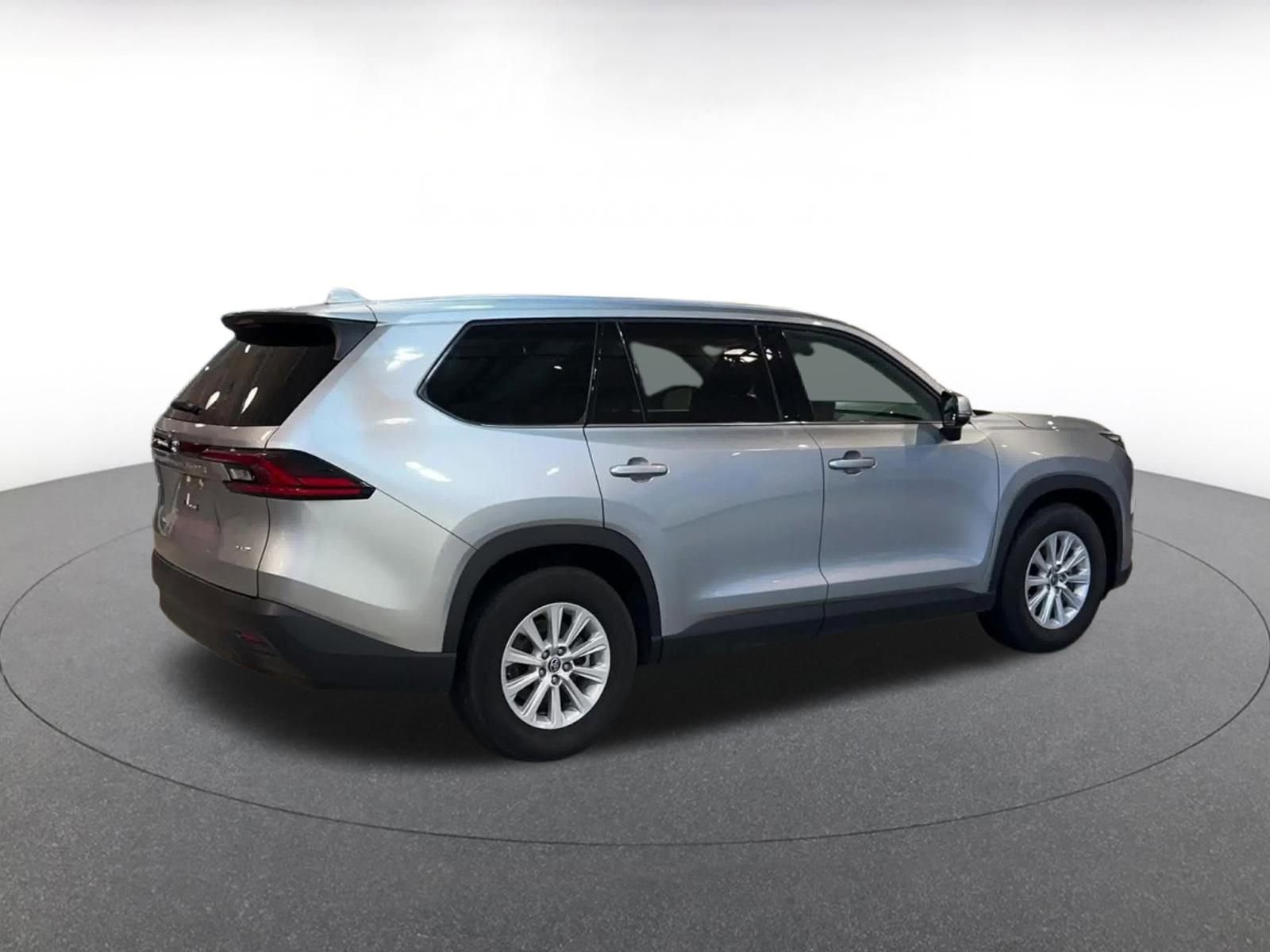 Thumbnail: 2025 Toyota Grand Highlander - 15