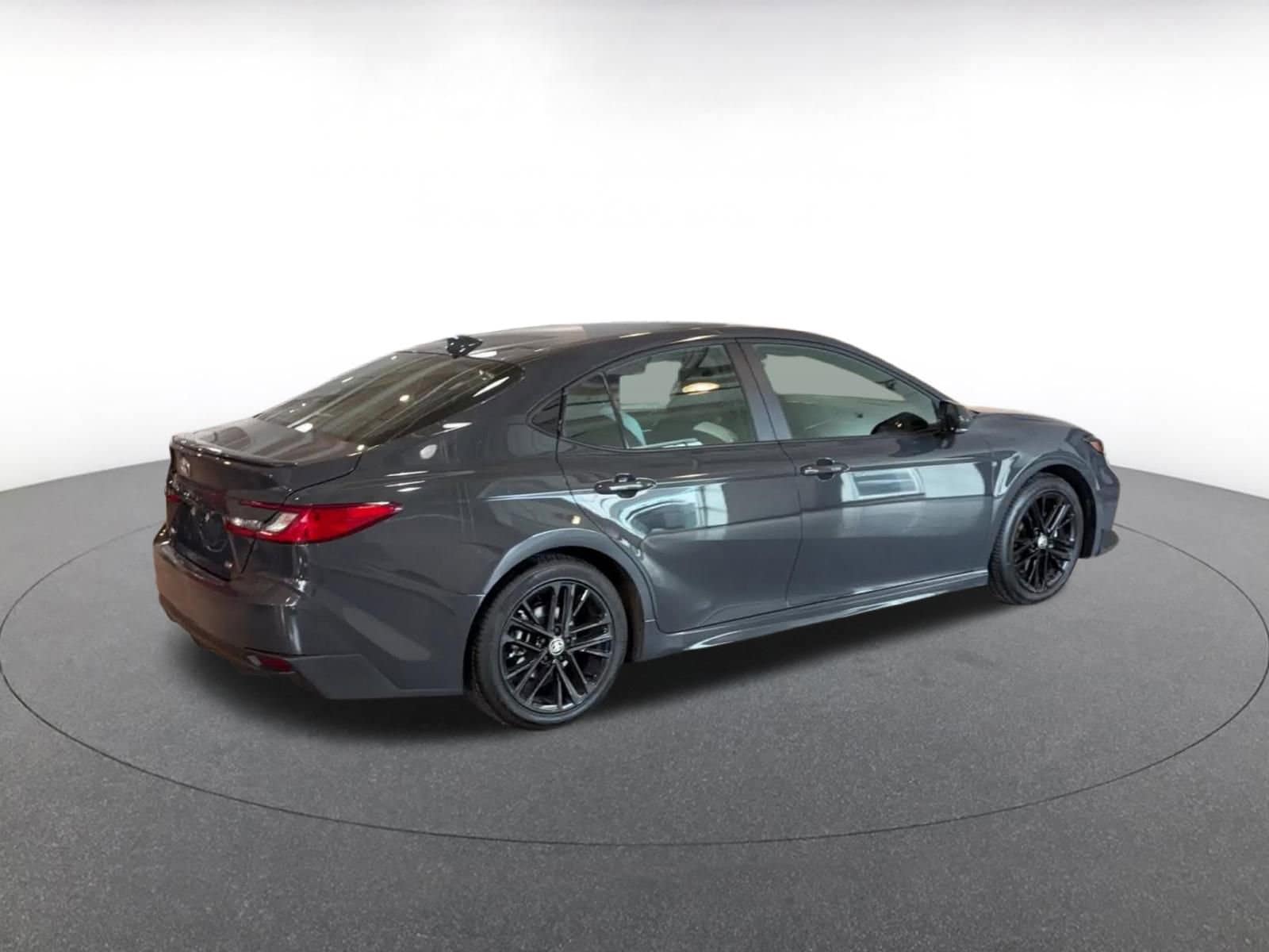 Thumbnail: 2025 Toyota Camry - 15