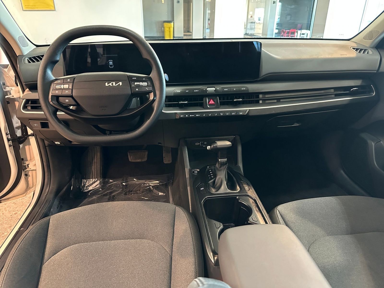 Thumbnail: 2025 Kia K4 - 33