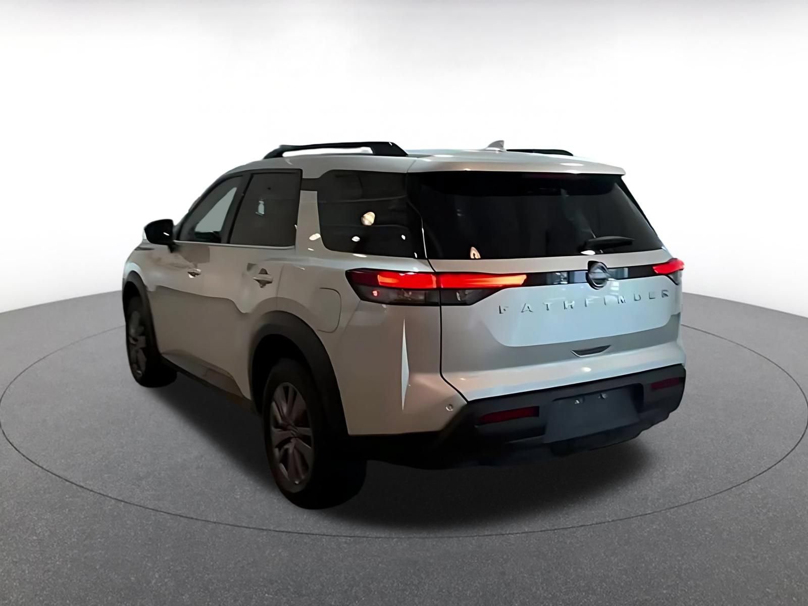 Thumbnail: 2025 Nissan Pathfinder - 11