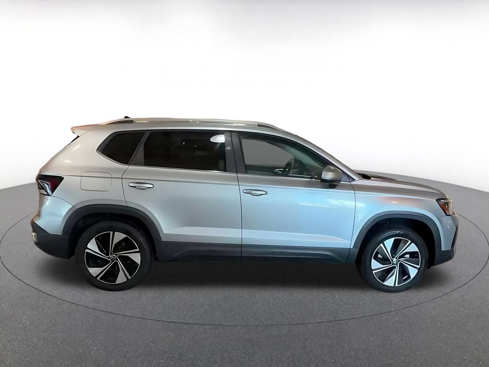 Thumbnail: 2026 Volkswagen Taos - 13