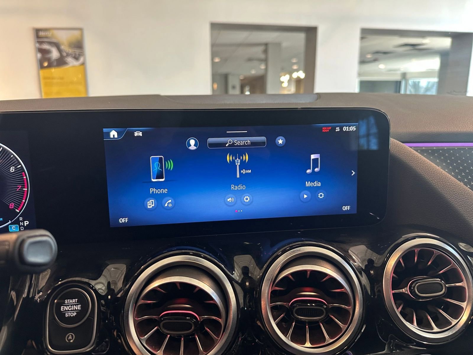 Thumbnail: 2025 Mercedes-Benz GLA - 21