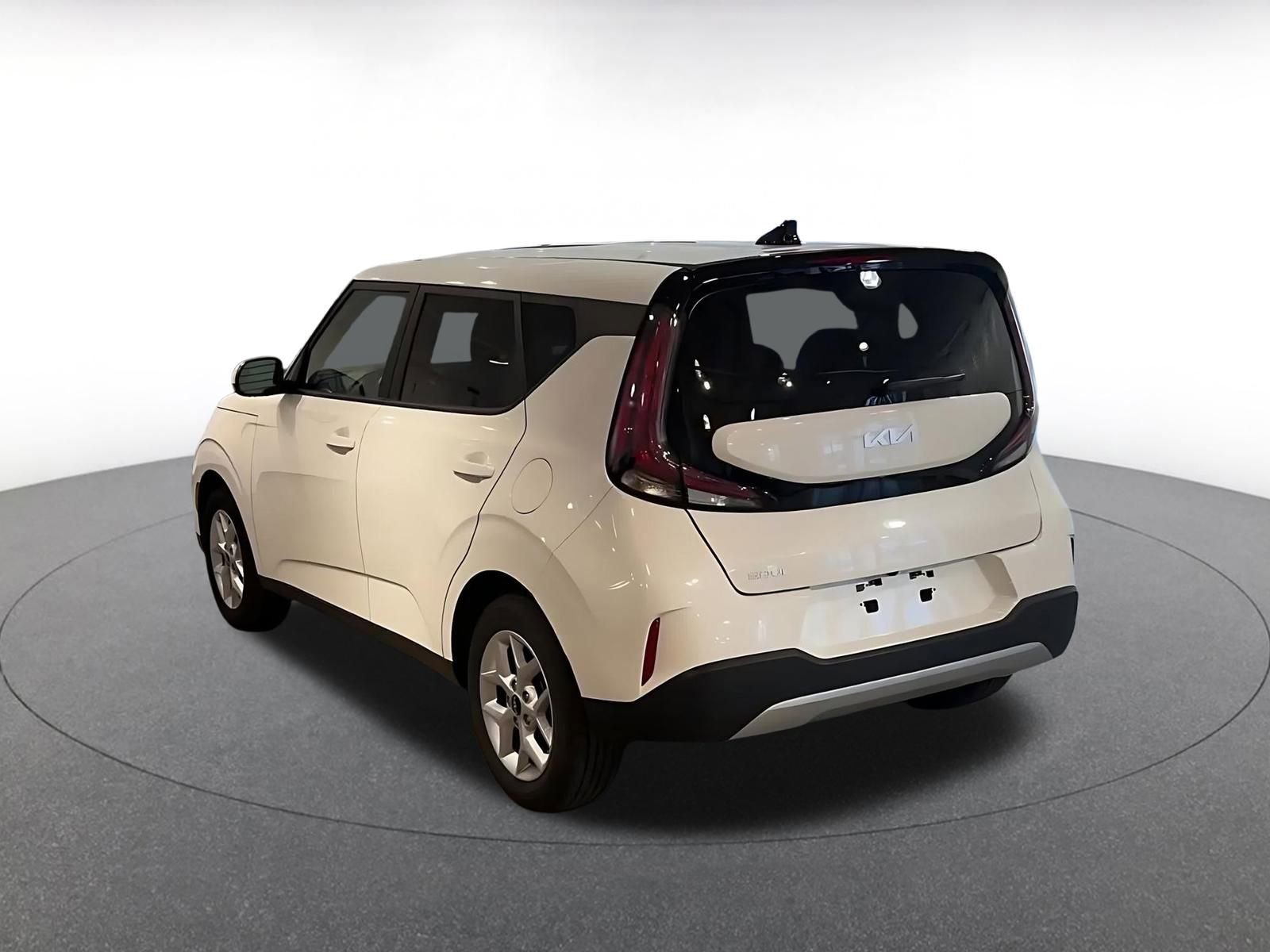 Thumbnail: 2025 Kia Soul - 11