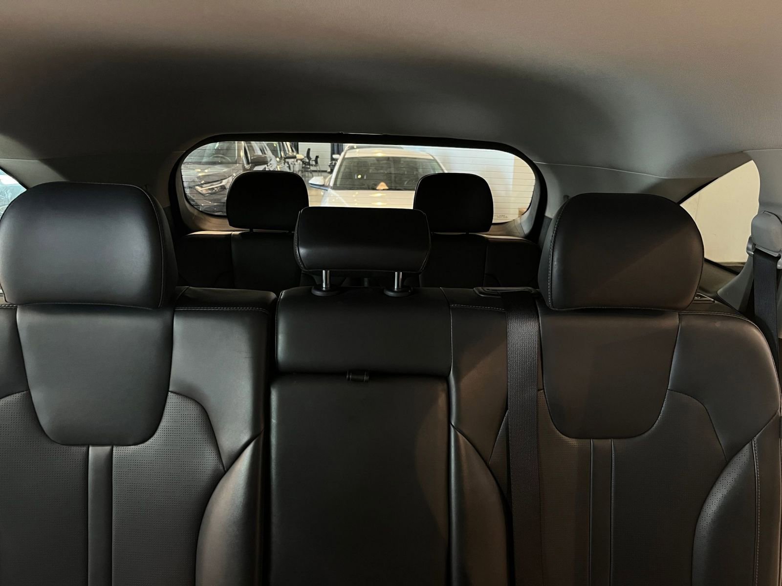 Thumbnail: 2024 Kia Sorento - 29