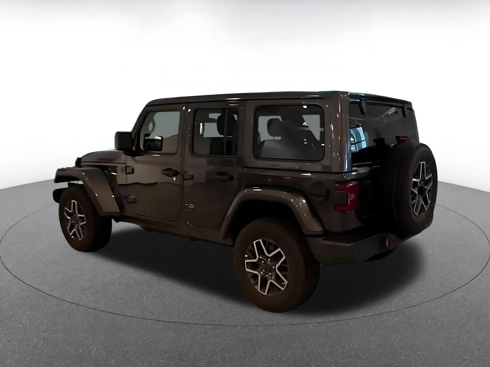 Thumbnail: 2025 Jeep Wrangler - 3