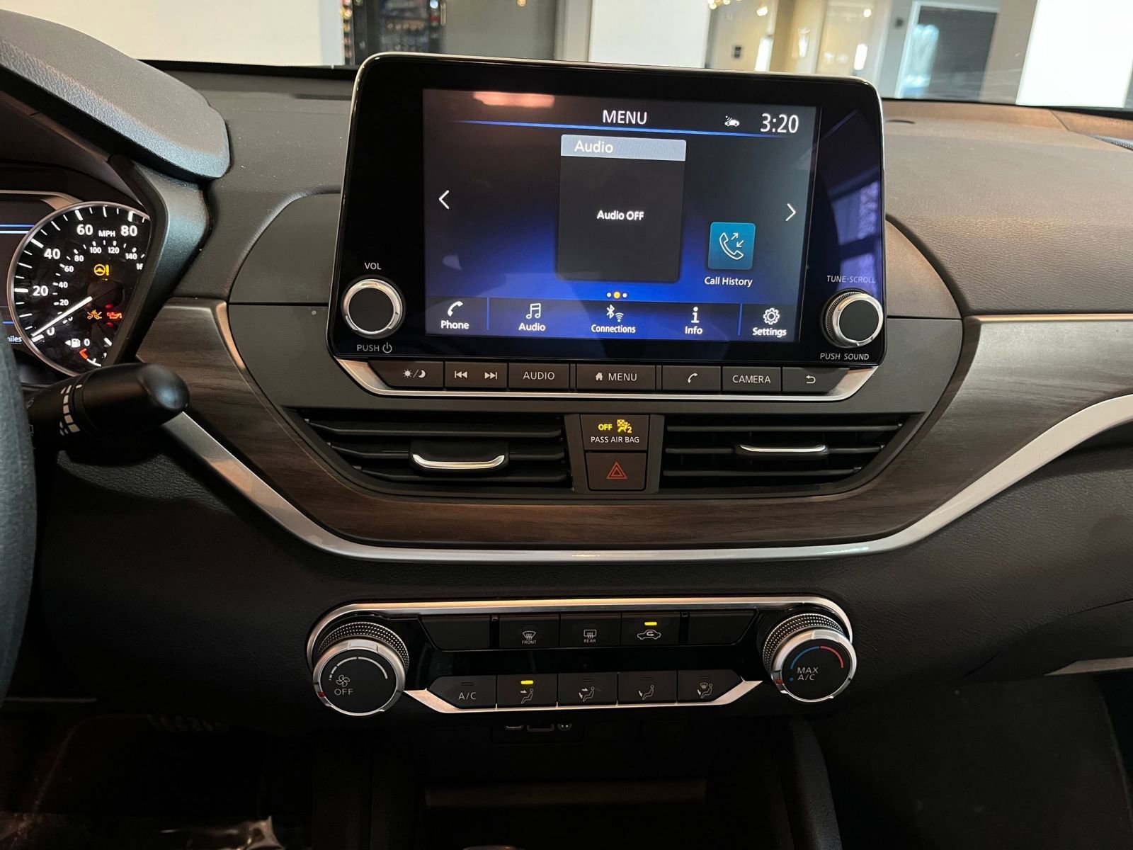 Thumbnail: 2025 Nissan Altima - 17