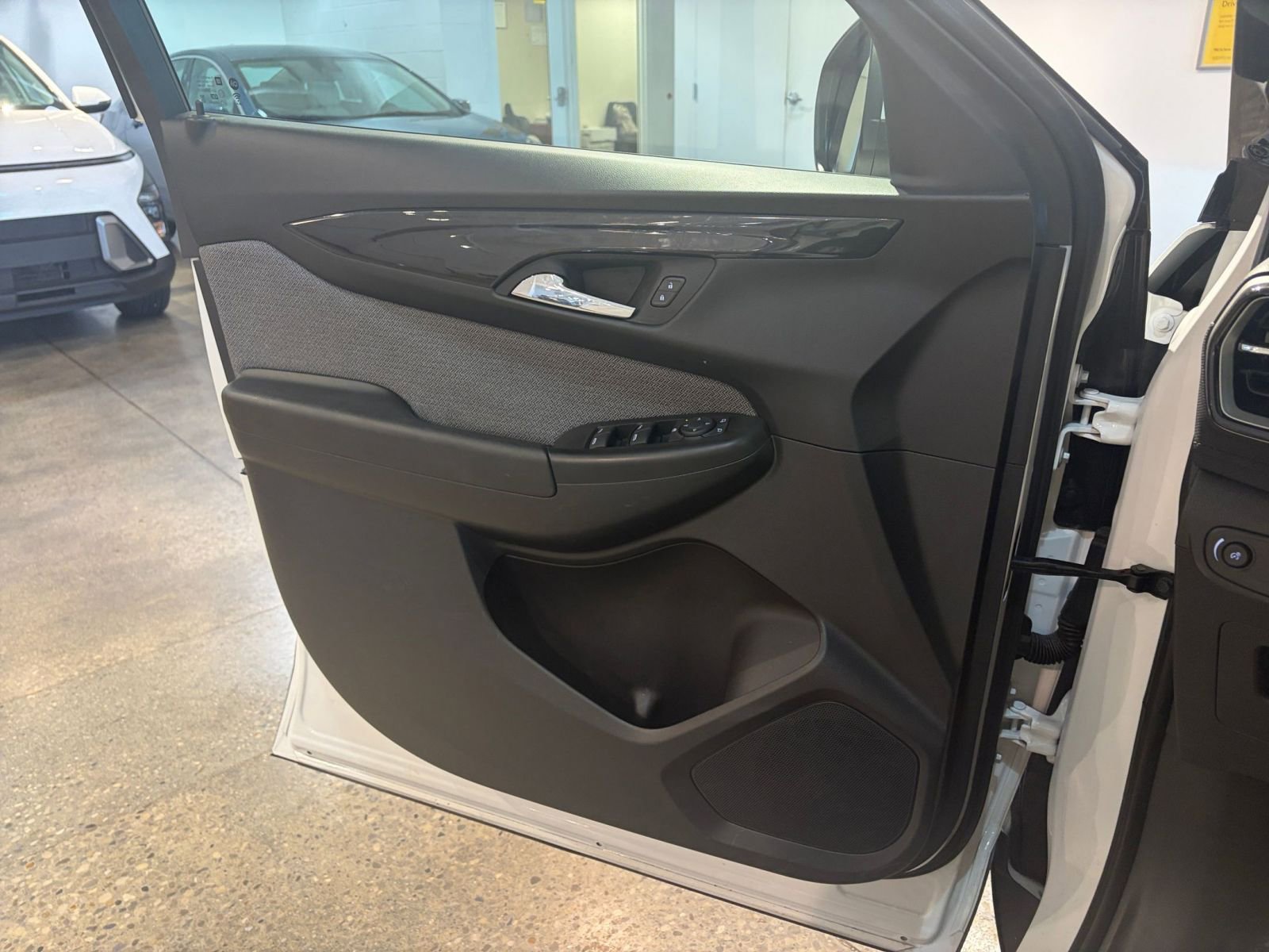 Thumbnail: 2025 Chevrolet TrailBlazer - 20