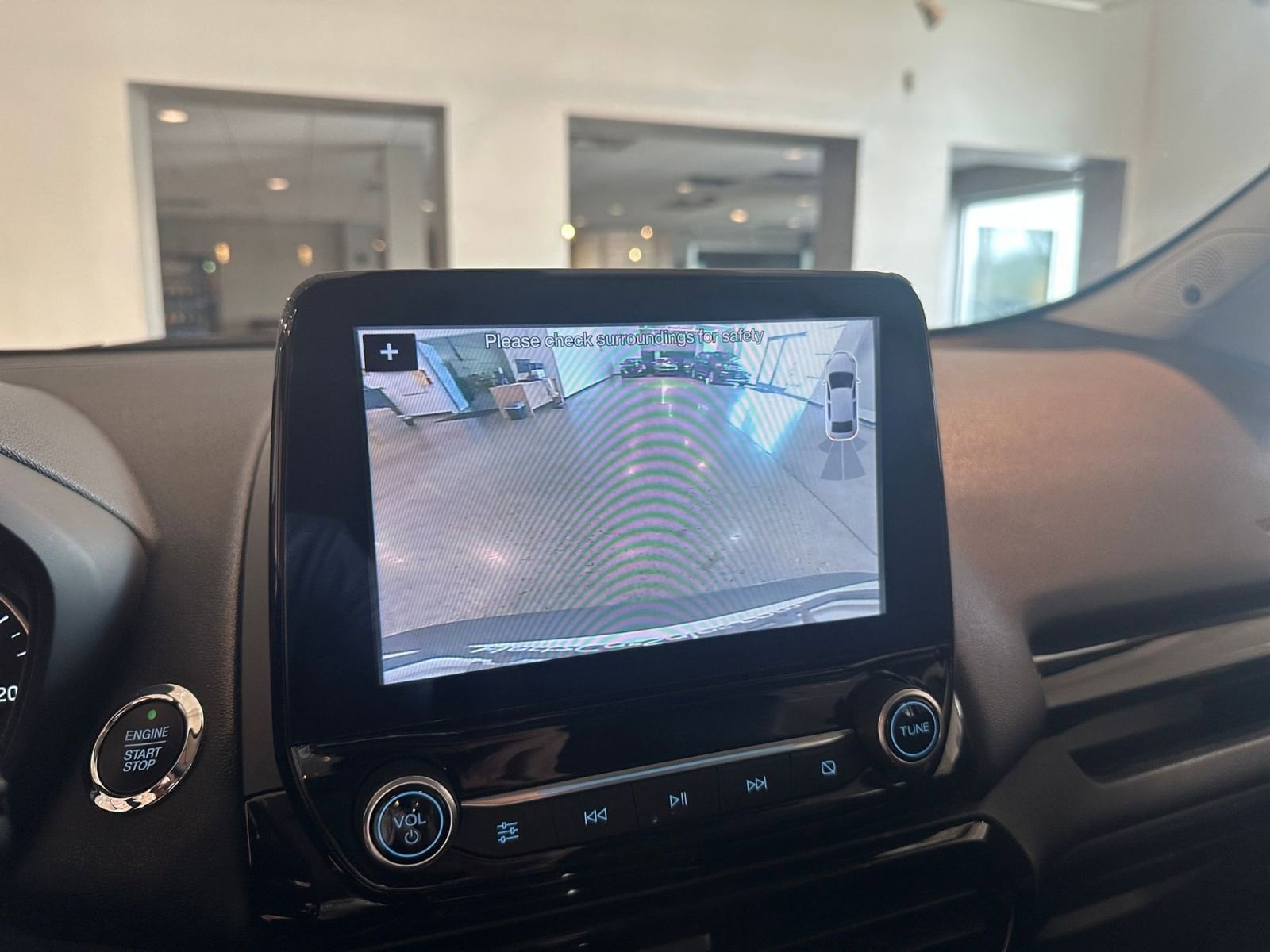 Thumbnail: 2019 Ford EcoSport - 17
