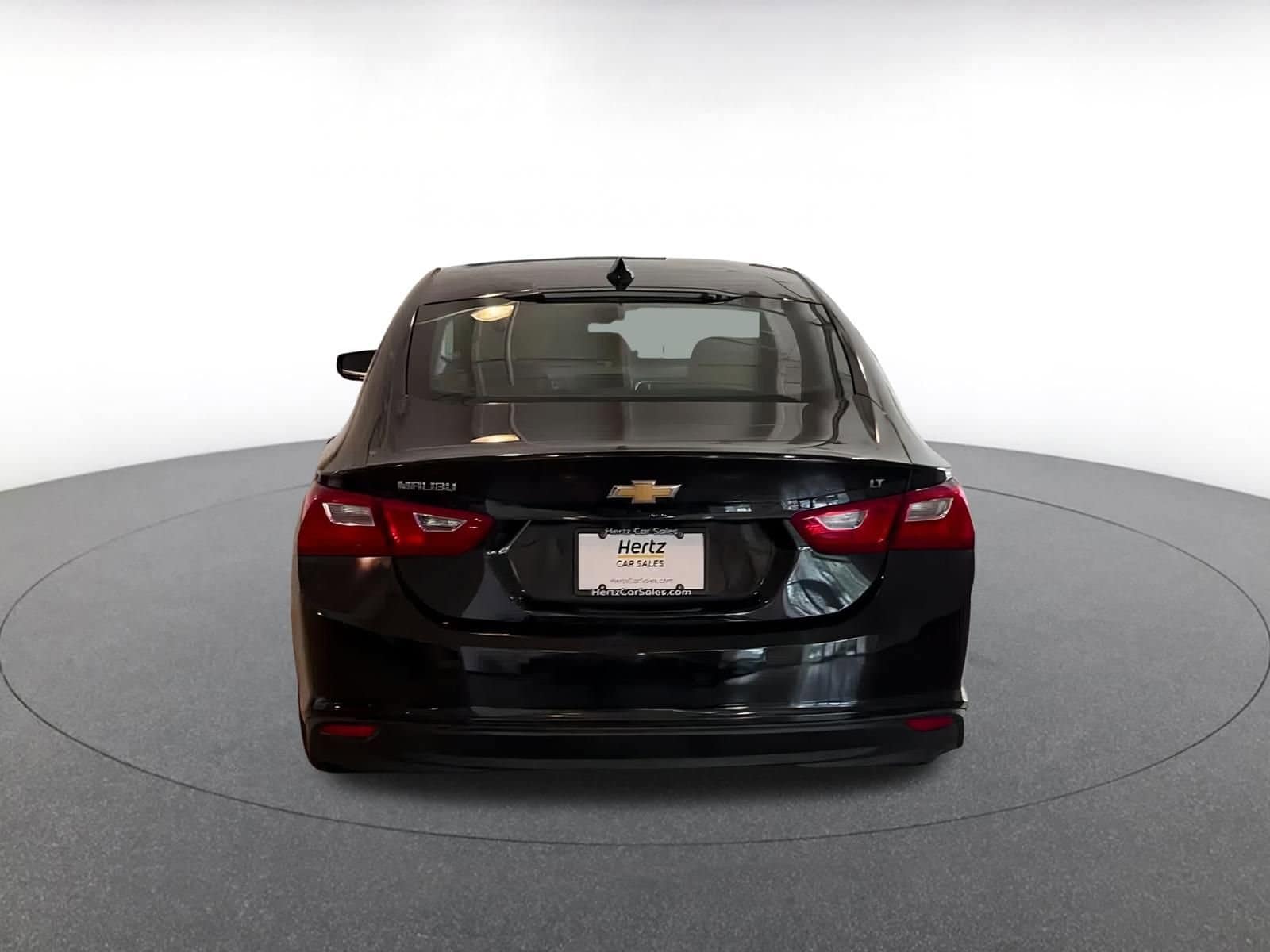 Thumbnail: 2023 Chevrolet Malibu - 12