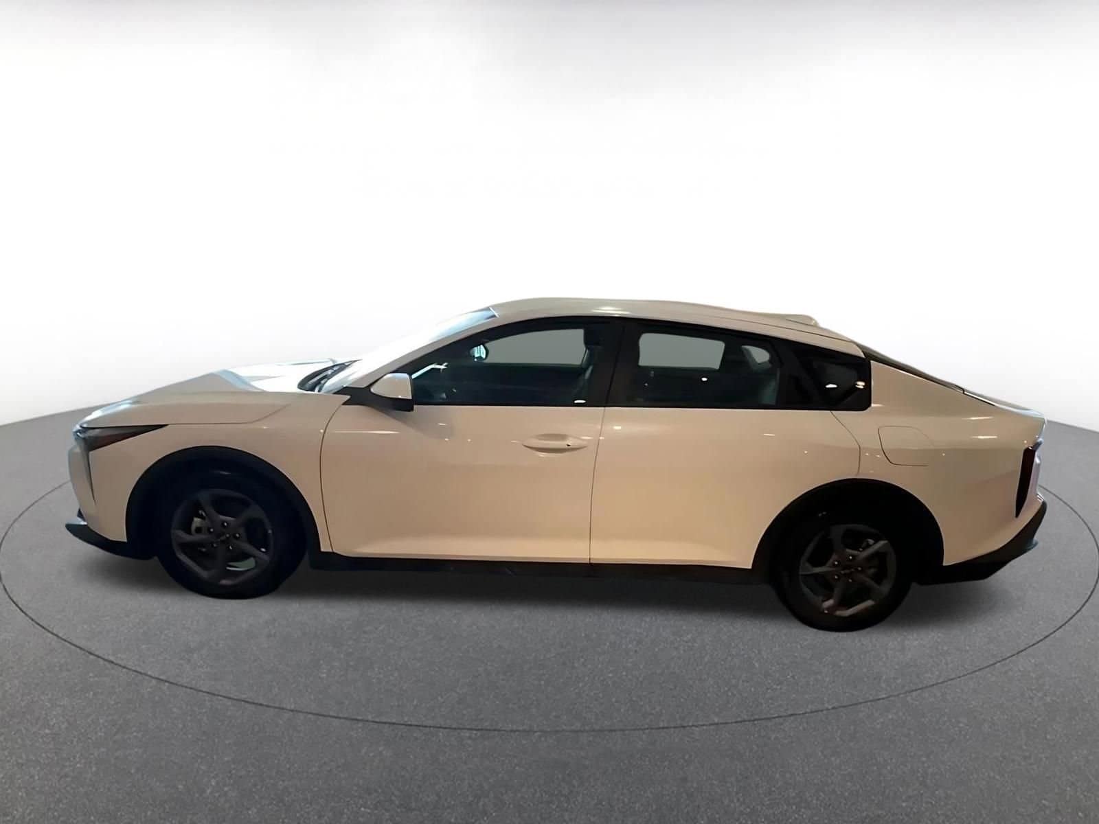 Thumbnail: 2025 Kia K4 - 8