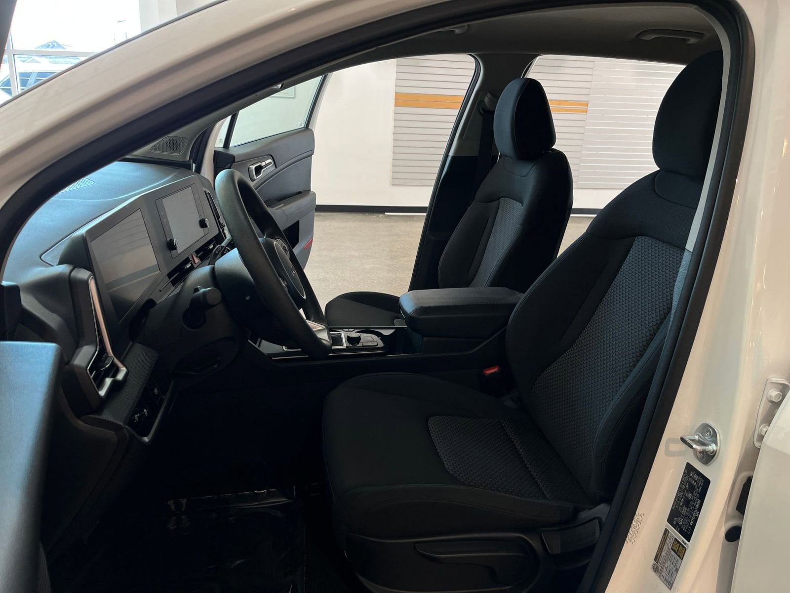 Thumbnail: 2025 Kia Sportage - 27