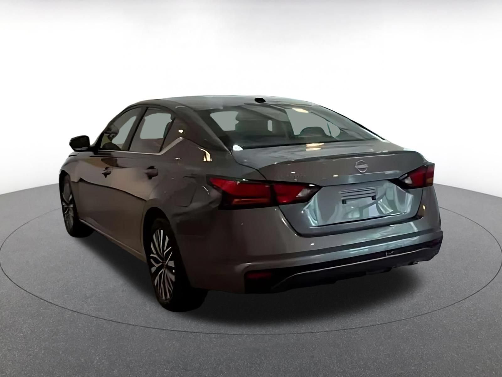Thumbnail: 2026 Nissan Altima - 9
