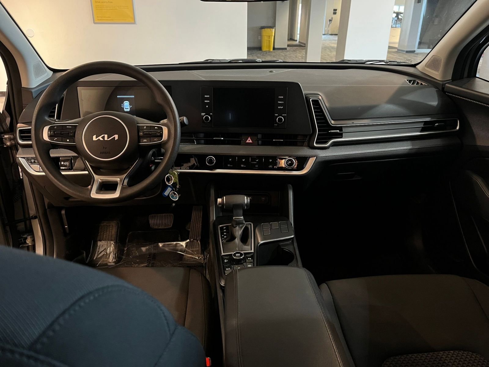 Thumbnail: 2025 Kia Sportage - 33